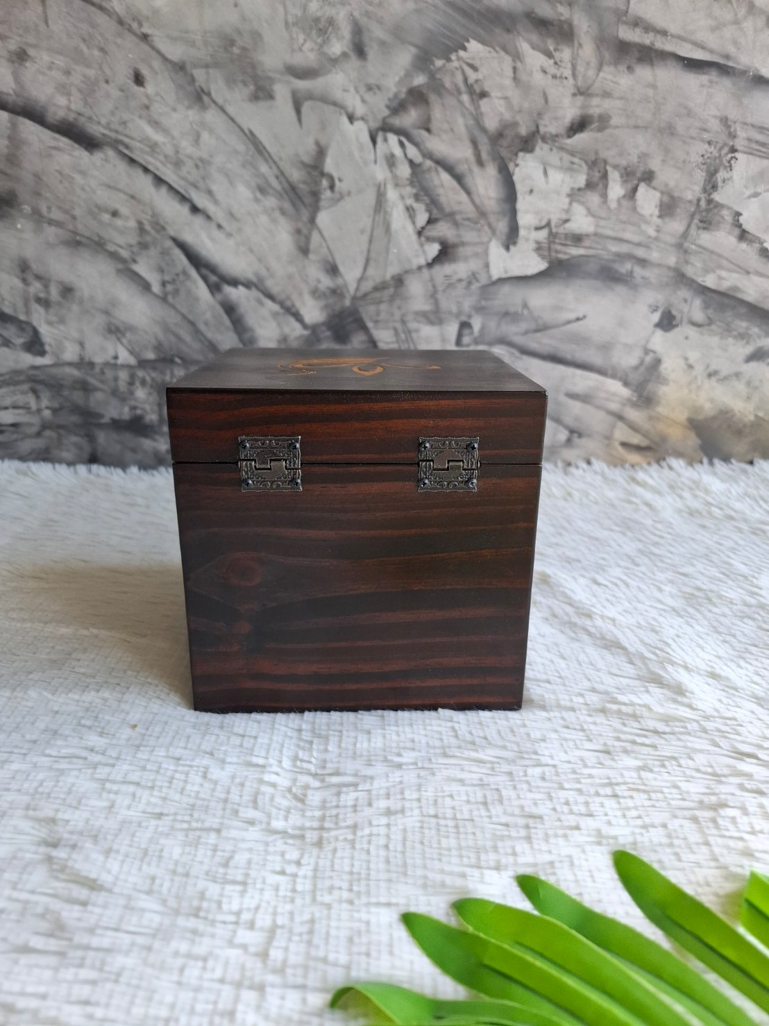 กล่องไม้สนแบบฝาล็อค