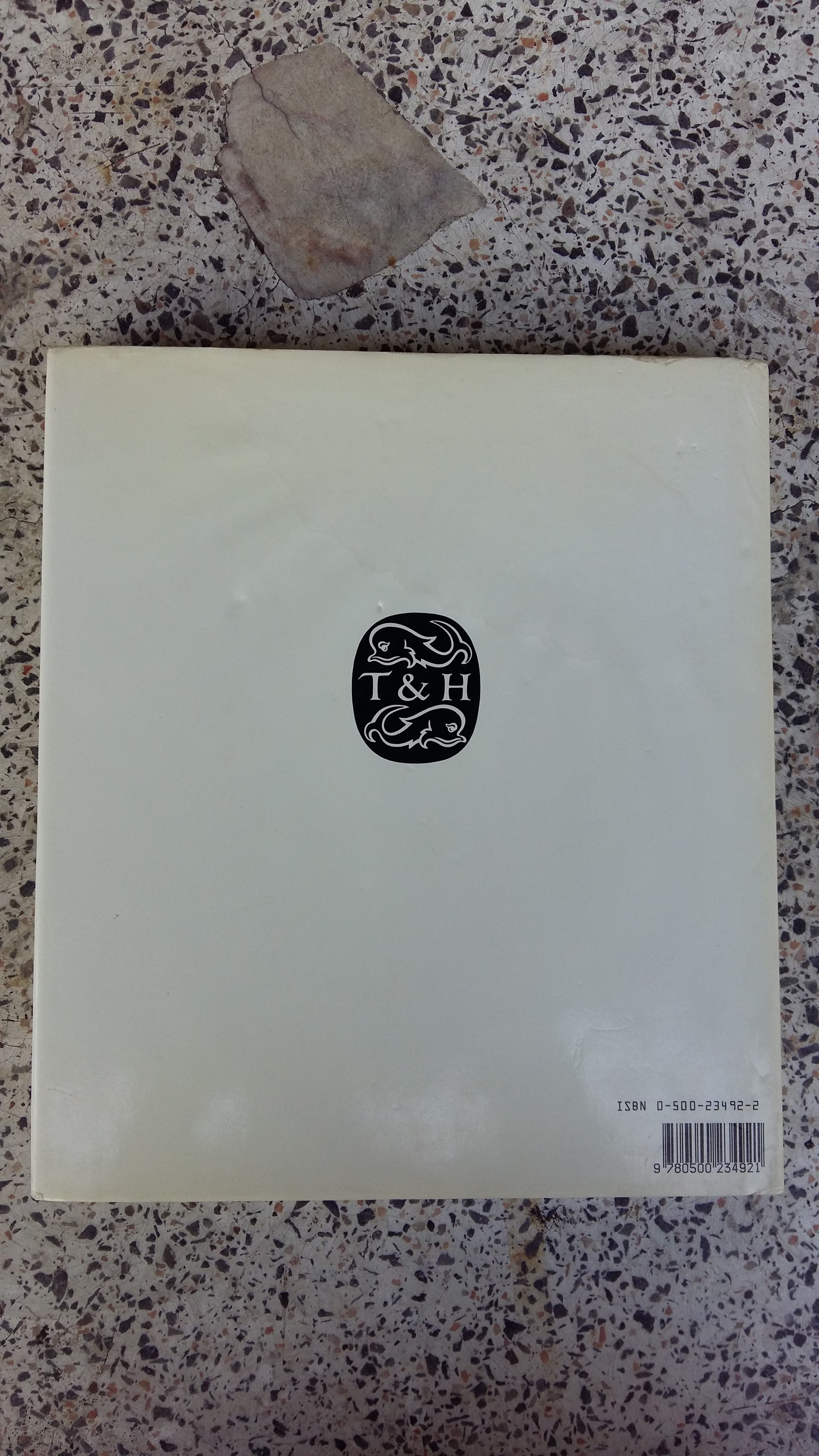 THE NEW FURNITURE / TRENDS