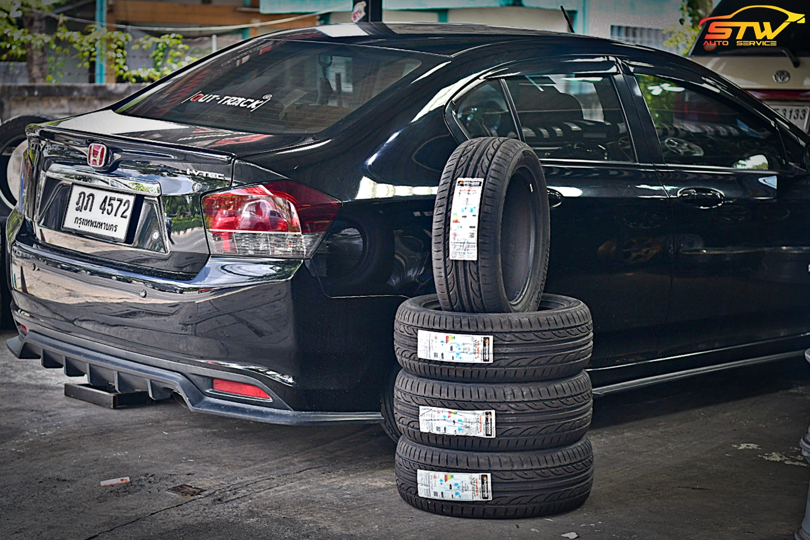 เปลี่ยนยาง HONDA CITY HANKOOK V12 Evo2 K120 195/55R15 85V