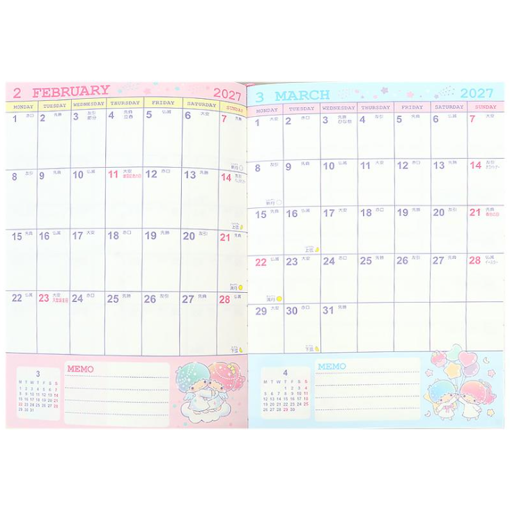 สมุด 2026 Schedule Book เล่มหนา B6 ลาย Little Twin Stars สีม่วงลายพร้อย ขนาด 13.5 x 18.7 x 1.3 ซม. (192 หน้า) มีให้จดตั้งแต่เดือน 10/2025 - 3/2027 เป็นปฎิทินแบบ monthly & weekly แบบช่องยาว มี sticker