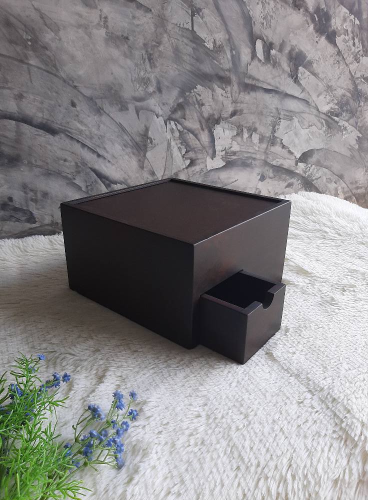 กล่งไม้แบบมีลิ้นชัก