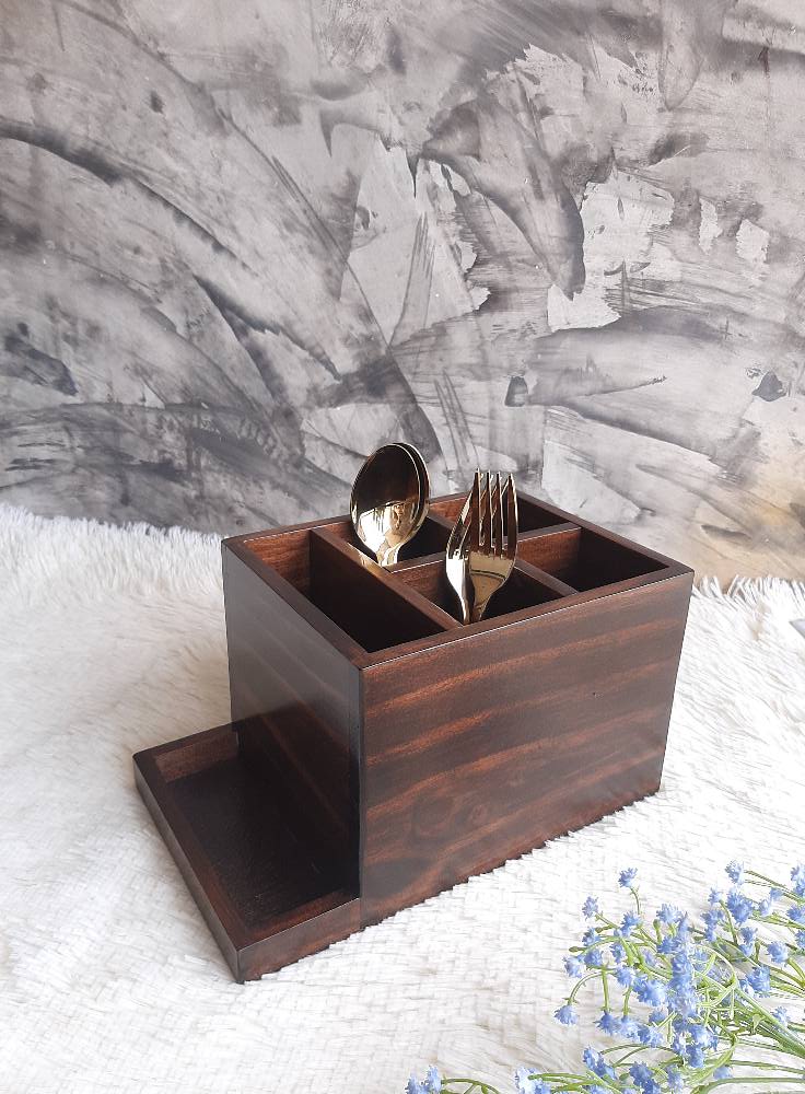 กล่องใส่อุปกรณ์เครื่องครัว