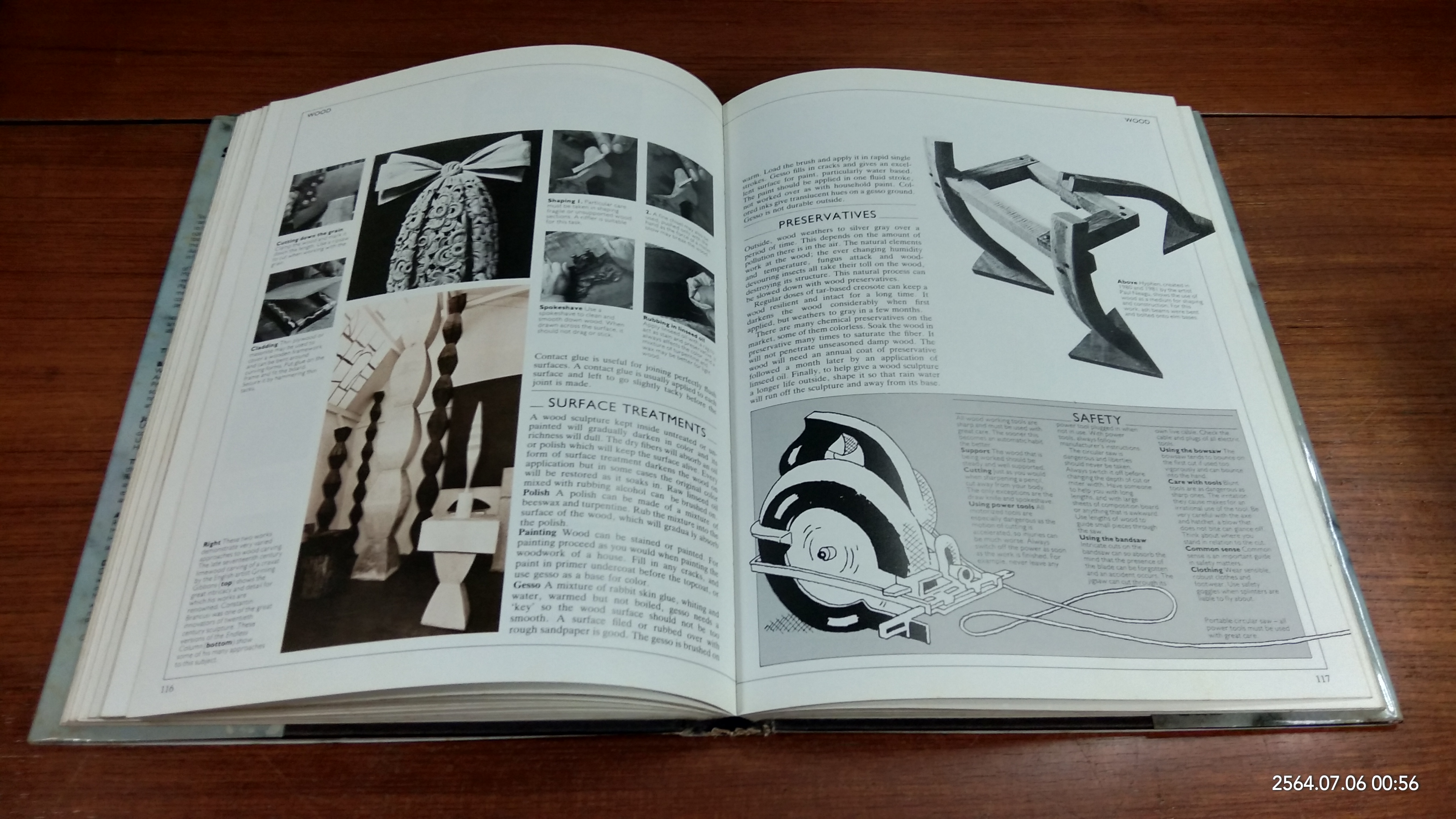 The Complete Guide to Sculpture, Modeling and Ceramics: Techniques and Materials / Barry Midgley