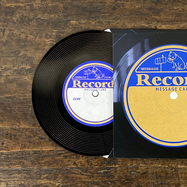 เซ็ตกระดาษพร้อมซอง Cobato Japan ลายแผ่นเสียง Retro Record Style ทำเป็นลายสไตล์ย้อนยุค มาพร้อมซอง อย่างละ 2 เซ็ต ขนาด 9.8 x 9.8 ซม.