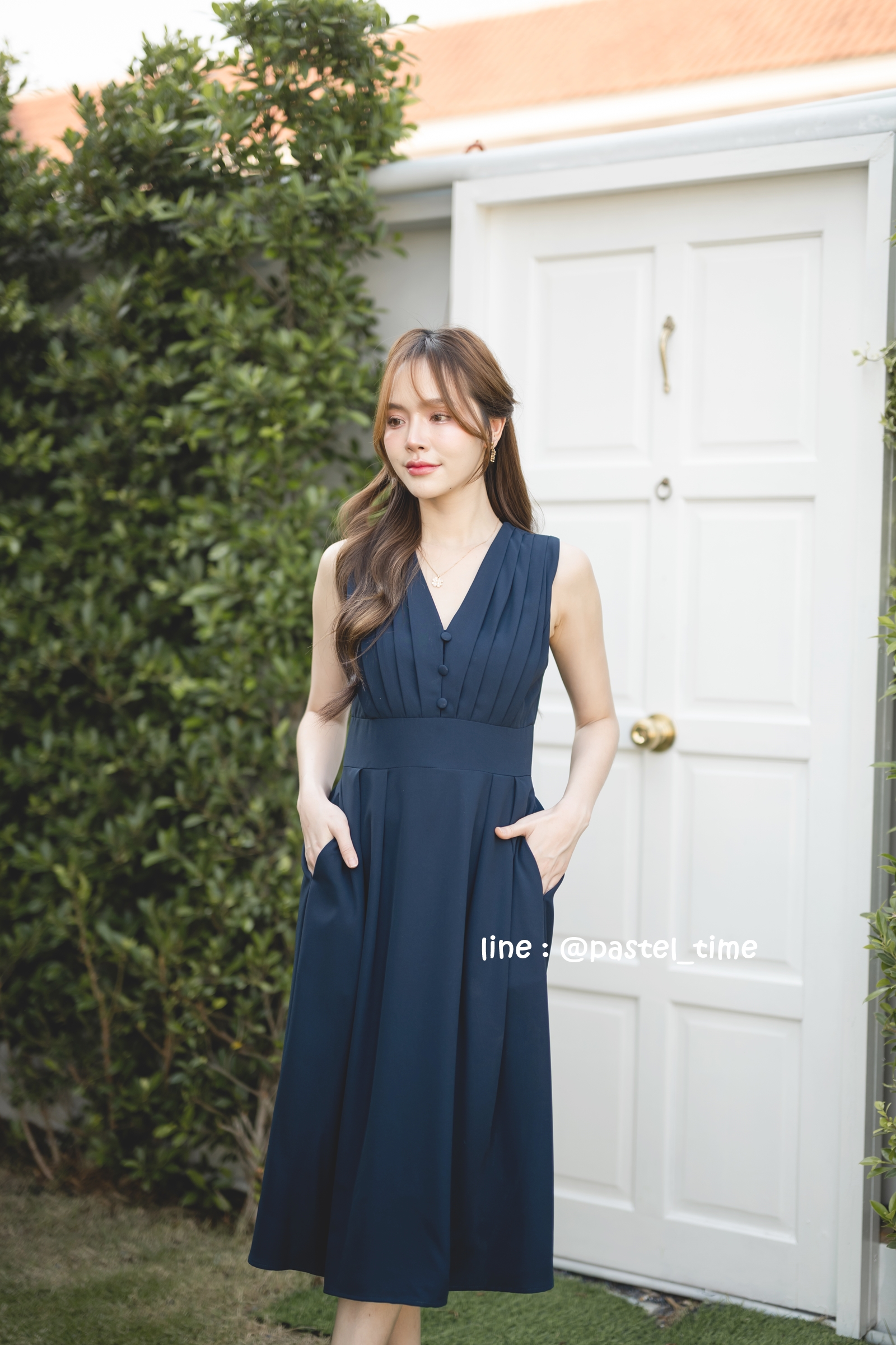 Aubrey Midi Dress : สีกรม **มีแต่XL**