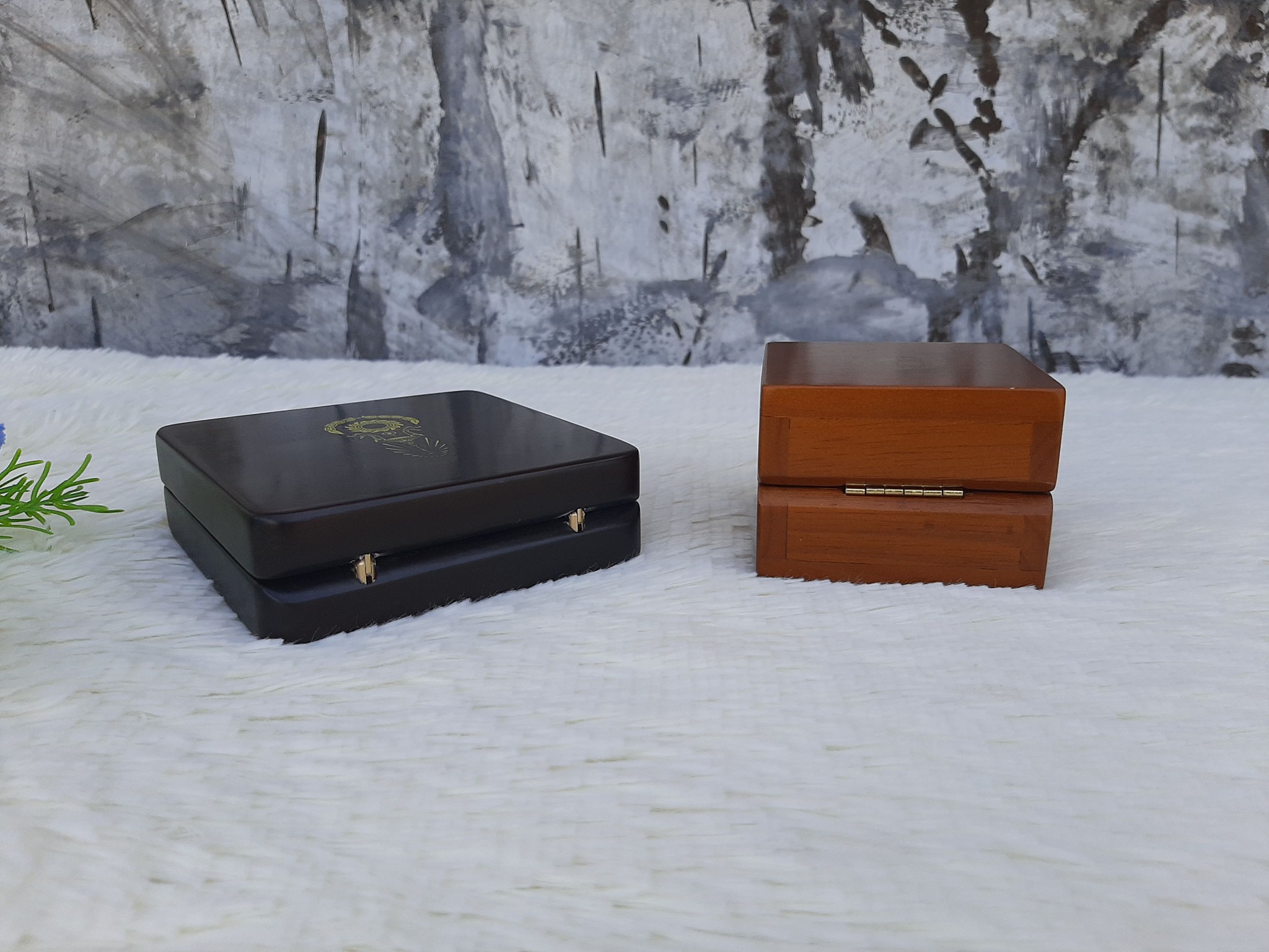 กล่องไม้ใส่เหรียญ