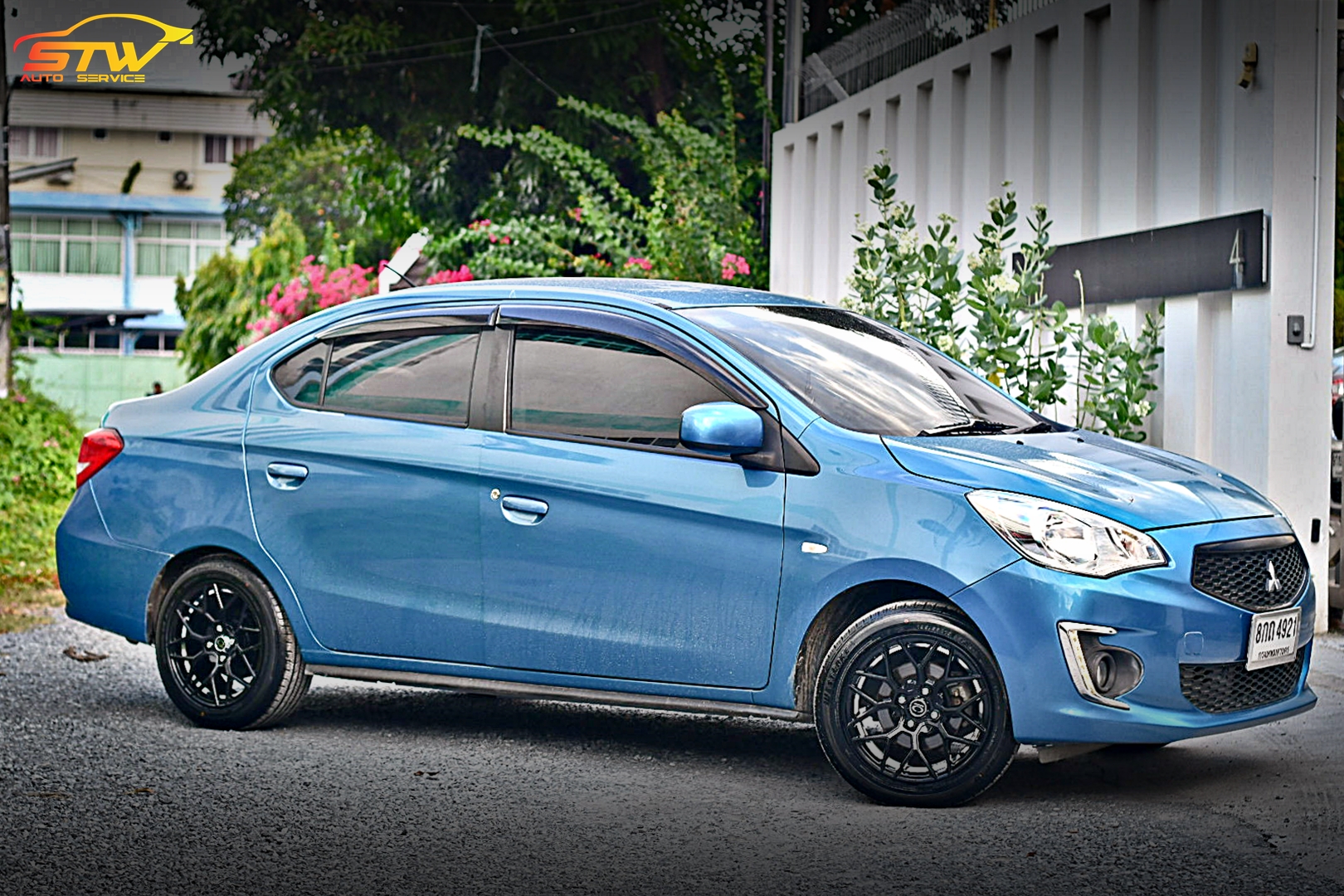 ล้อแม็กซ์ OASIS AZ7508 ขอบ15นิ้ว ยาง WESTLAKE RP18 195/55R15 85V ติดตั้งใส่ MITSUBISHI ATTRAGE