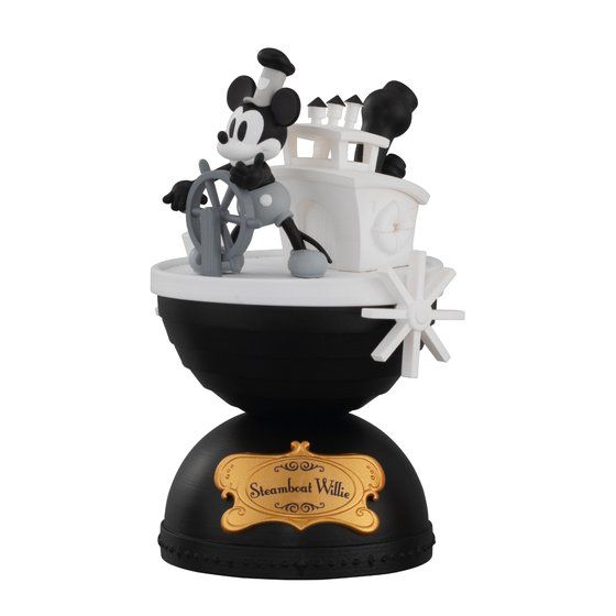 Disney Capchara Premium Imagination แบบ Steamboat Willie เป็นโมเดลแบบตั้งได้ ตัวใหญ่ประมาณ 11.5 ซม.