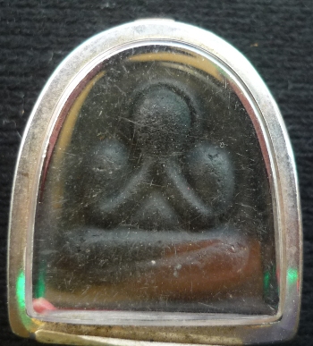 พระปิดตาเนื้อผงใบลาน หลวงพ่อแดง วัดไร่