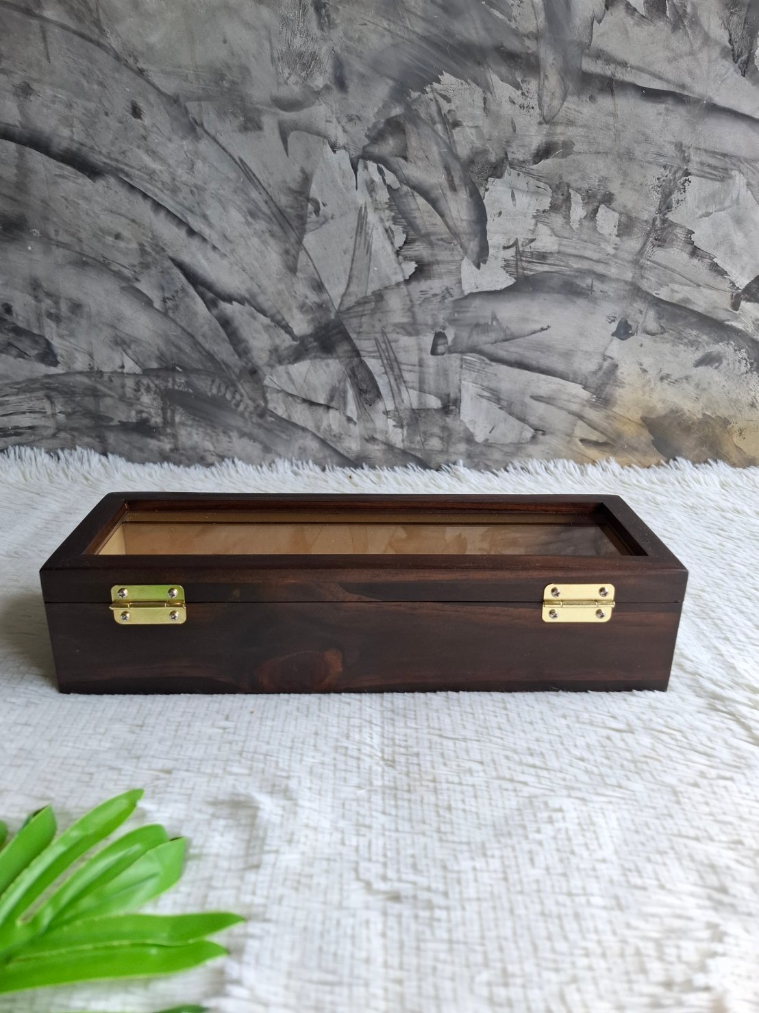 กล่องฝาล็อคกระจก