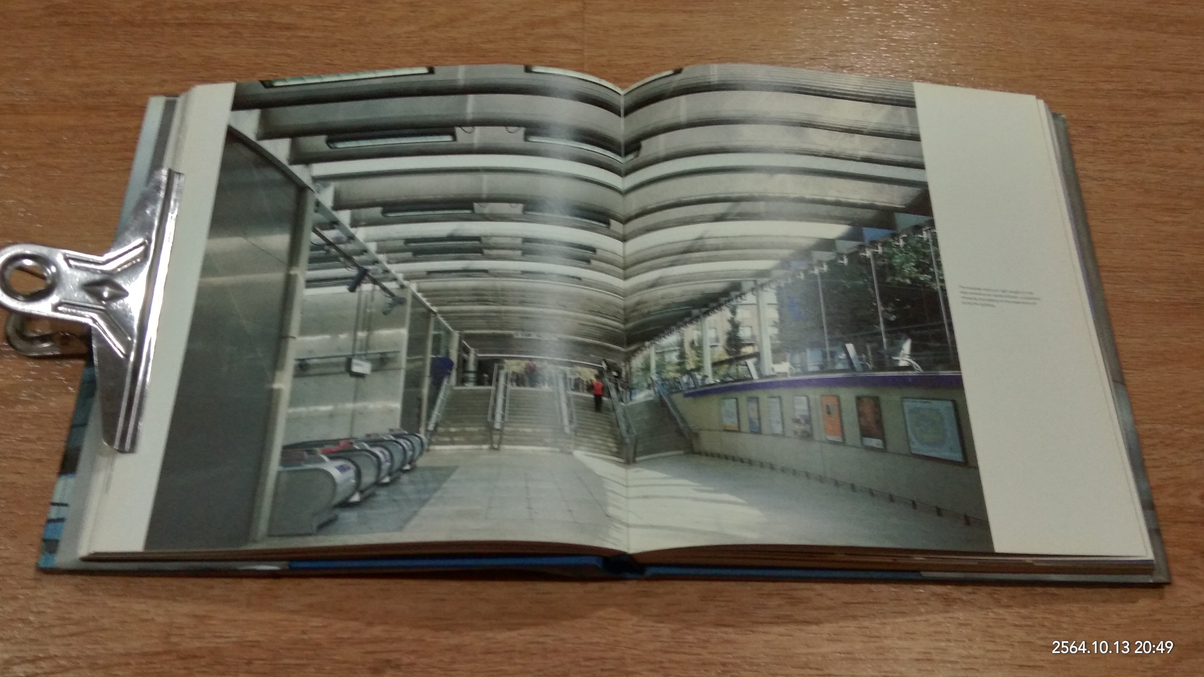 the jubilee line extension / kenneth powell