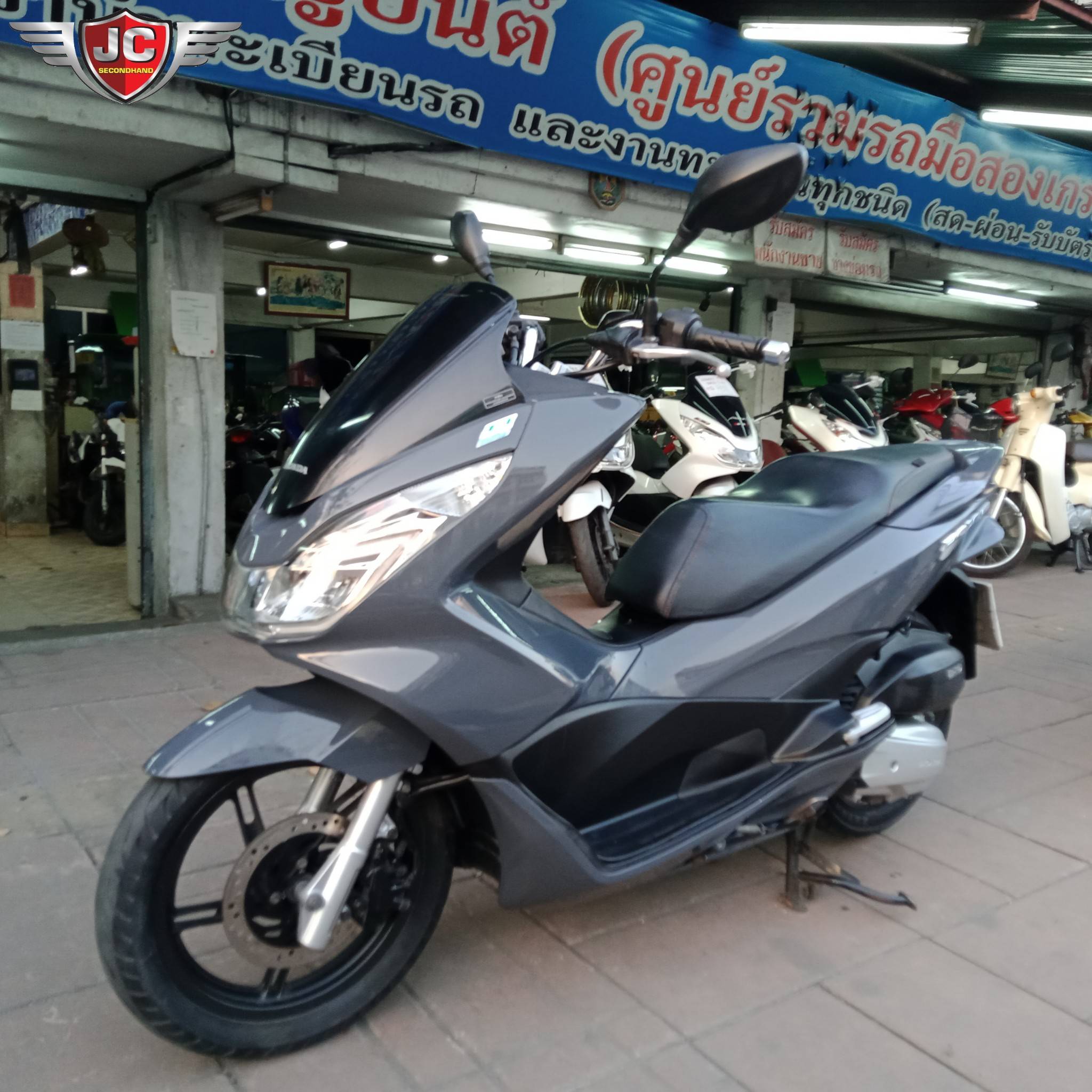 😉 รถบ้านมือเดียว....สวยแค่ไหน ถามใจเทอดู⁉️ HONDA PCX150 LED สีเทา Lamborghini จดปี57 เครื่องเดิมดีขี่นิ่ม