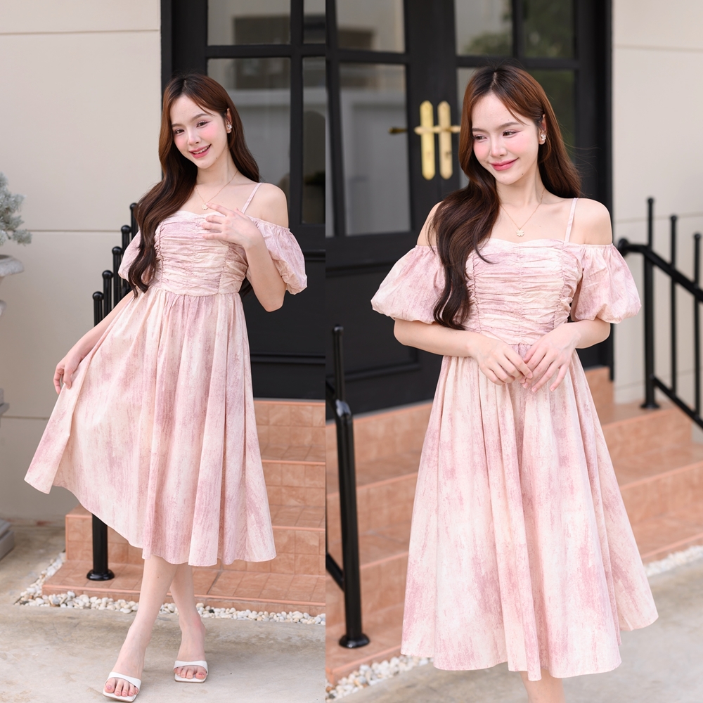 Pastel Puff Sleeve Dress เดรสเปิดไหล่แขนพอง : สีชมพู