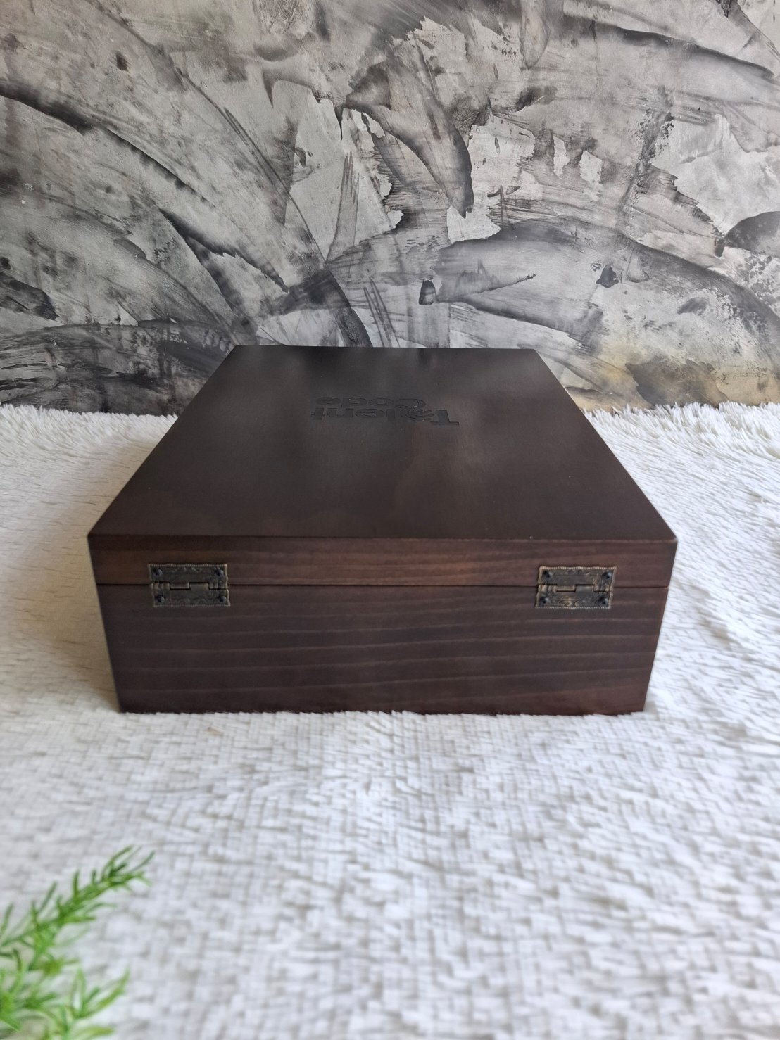 กล่องไม้สนแบบฝาล็อค