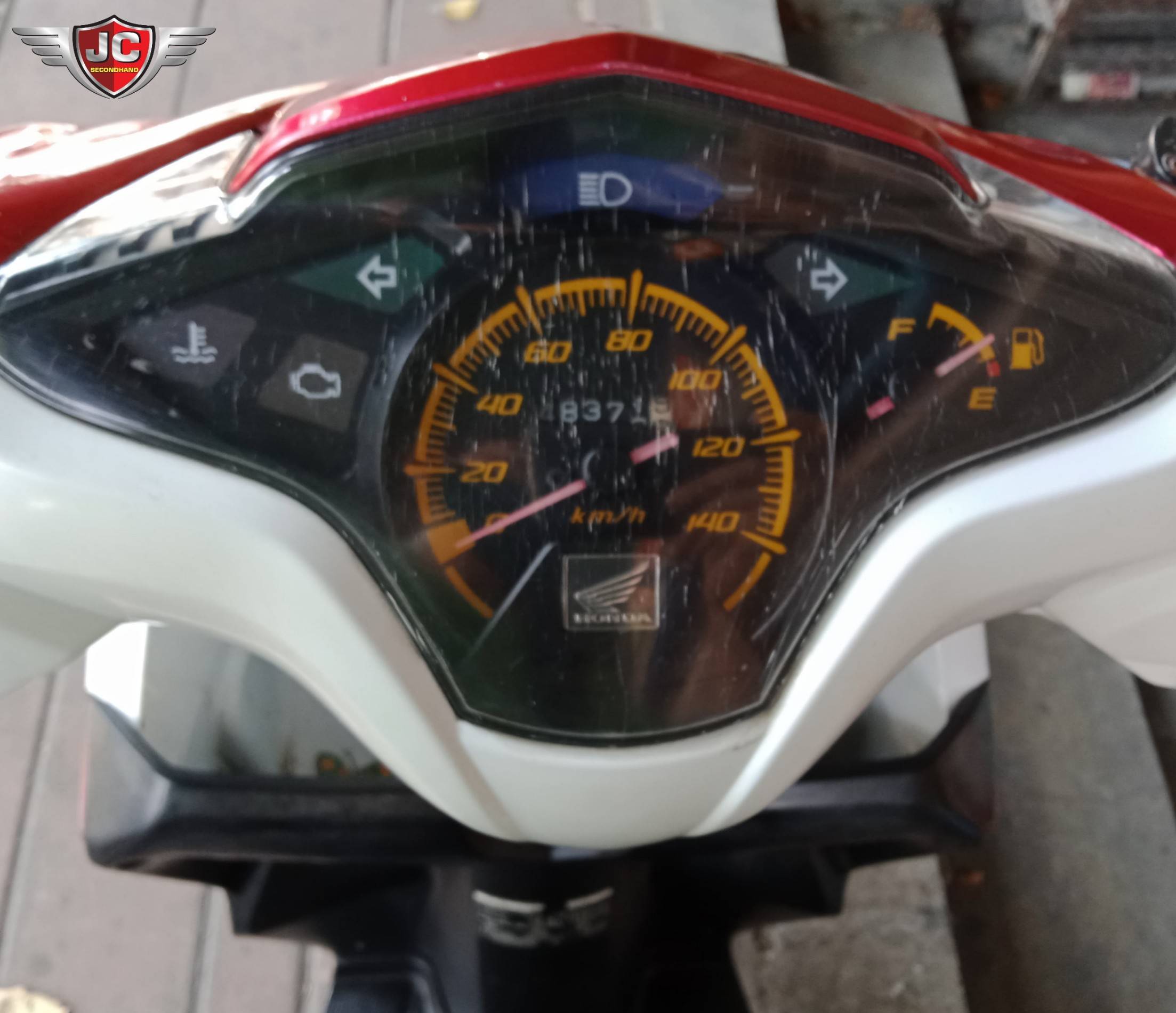 รถบ้านมือเดียว HONDA CLICK110i Combi-Brake จดทะเบียนปี53 สภาพเดิมน่าใช้ เครื่องดีสตาร์ทติดง่าย ชุดสีแท้ติดรถทั้งคันไม่มีล้มถาก