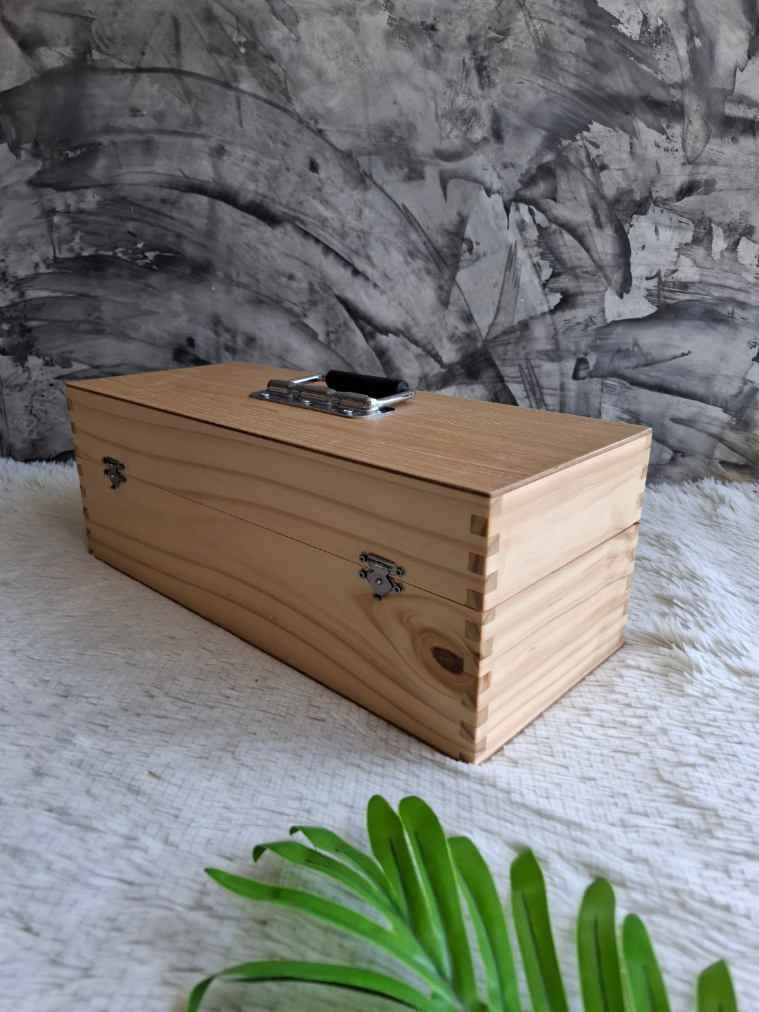 กล่องไม้ฝาล็อคแบ่งช่อง