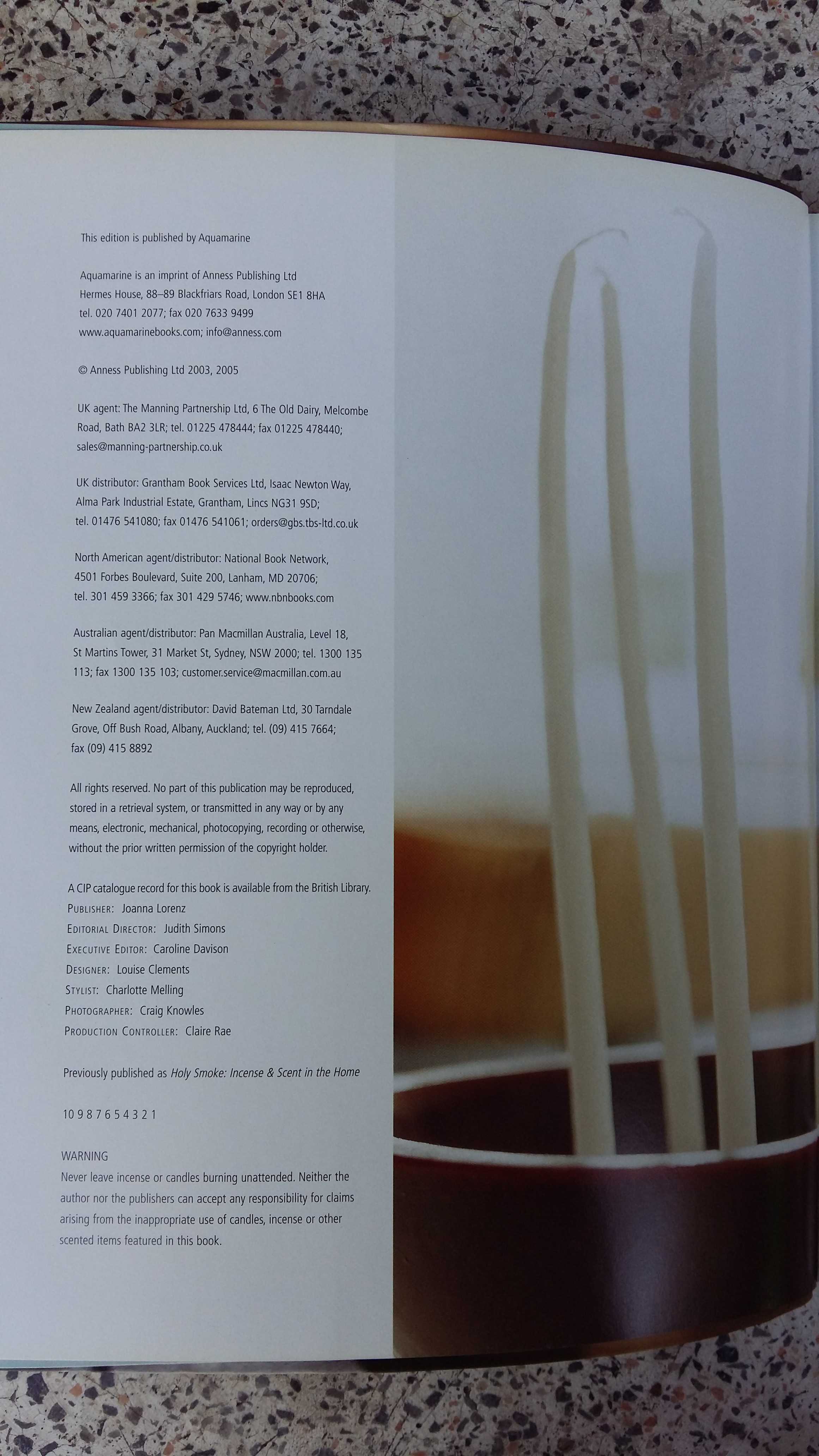 LNCENSE AND SCENT IN THE HOME / Raje Airey