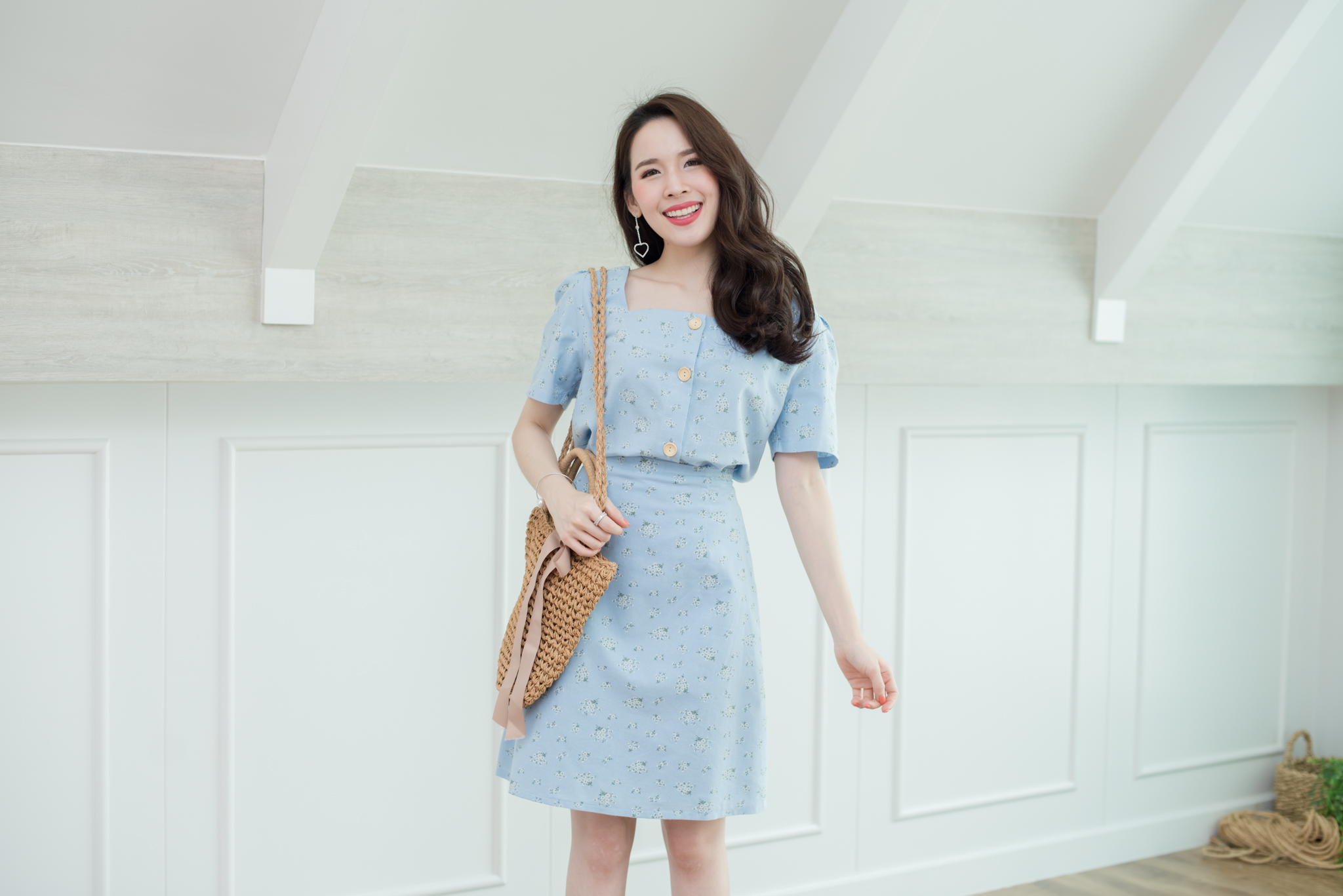 Sweet Tiny Floral Blouse เฉพาะเสื้อ