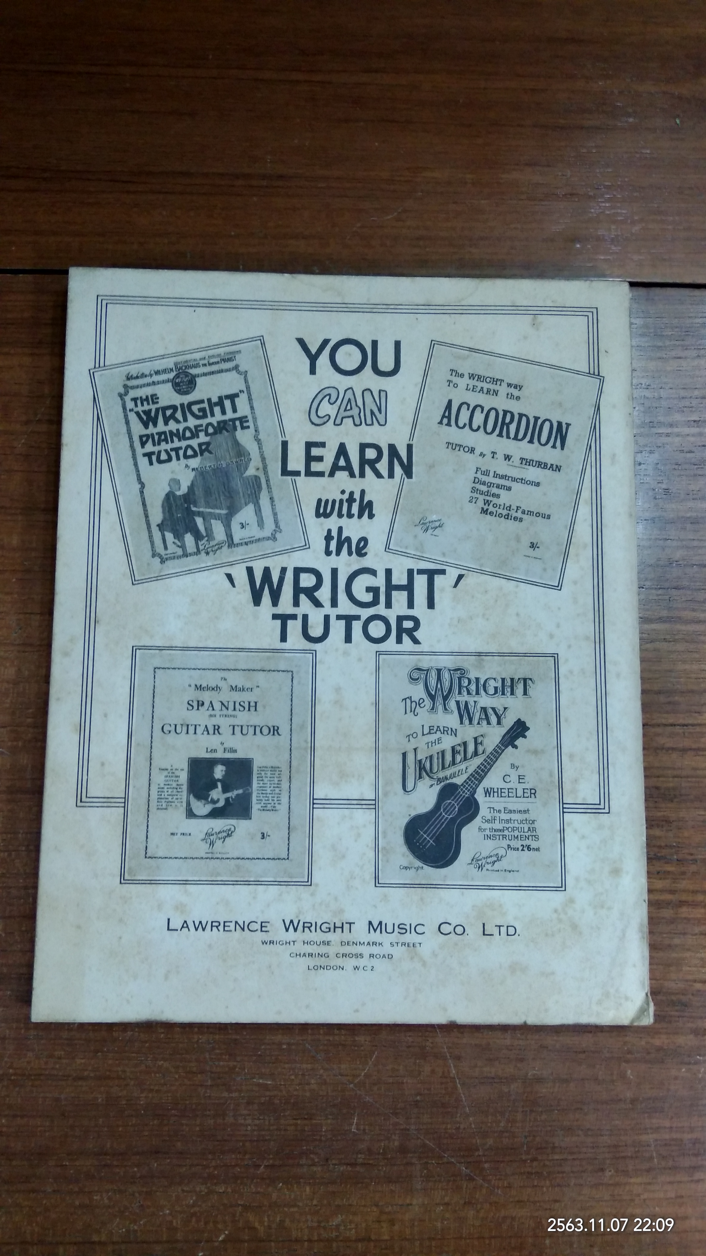 LAWRENCE WRIGHT - SONGS THE WORLD SINGS - Volume.1