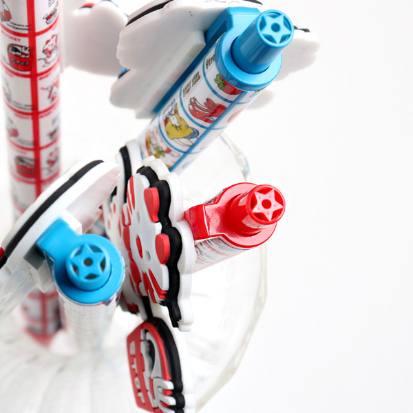 ดินสอกด Sincere Shimojima แบบ Morning สีฟ้า ทำเป็นลายย้อนยุคแบบปี 1970 น่ารักมาก