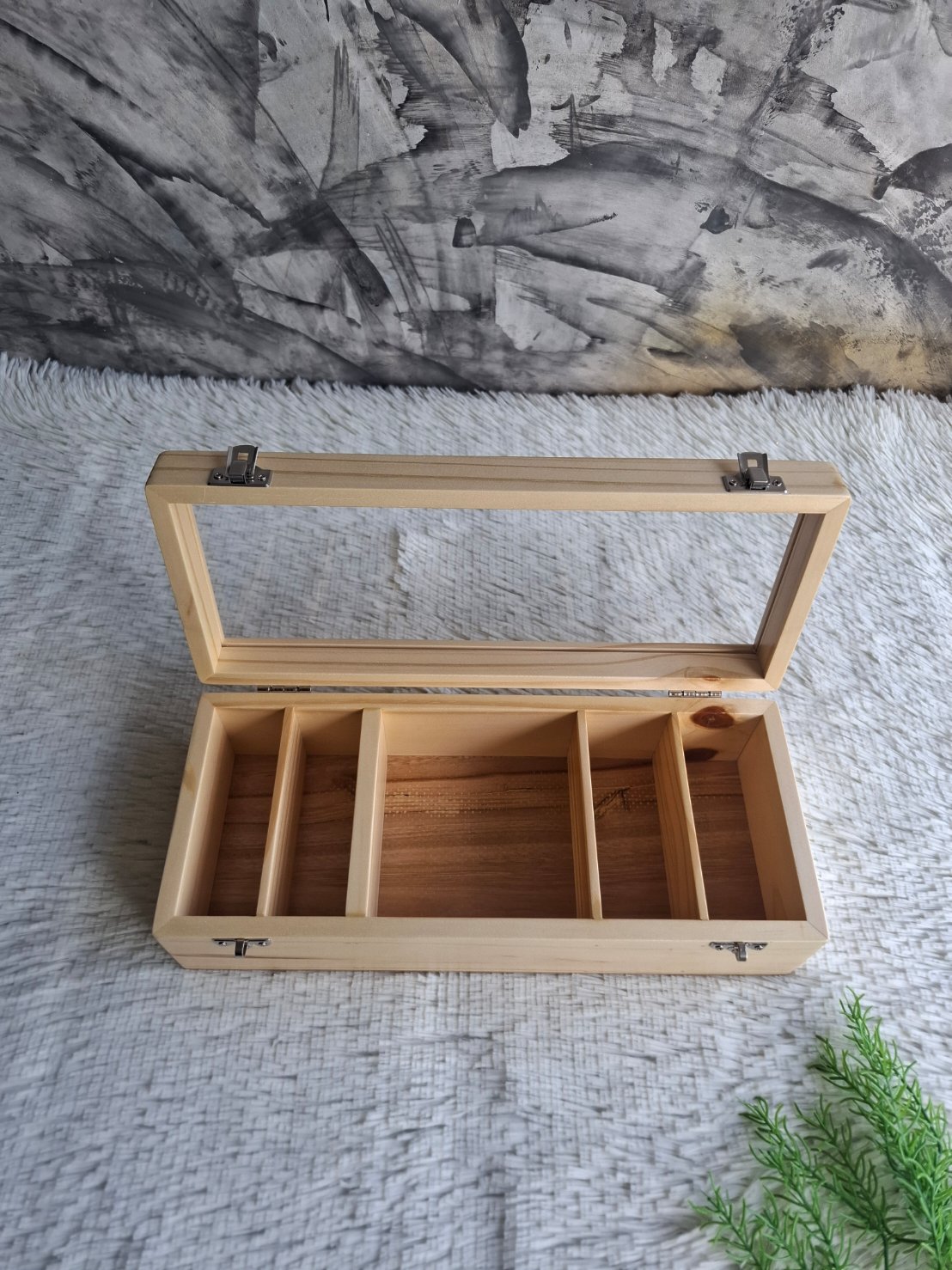 กล่องไม้ฝาอะคริลิคใส