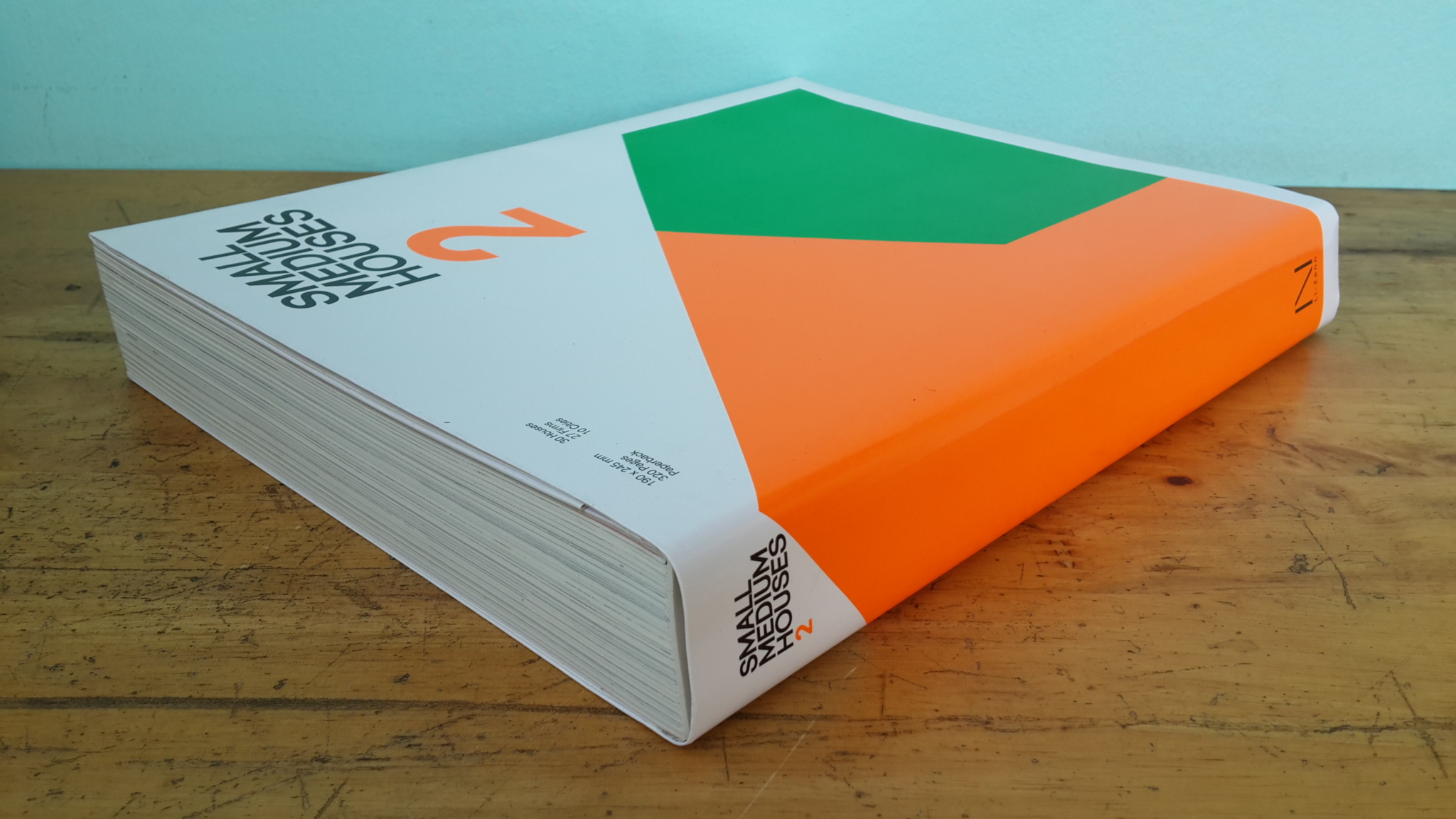 SMALL MEDIUM HOUSES 2