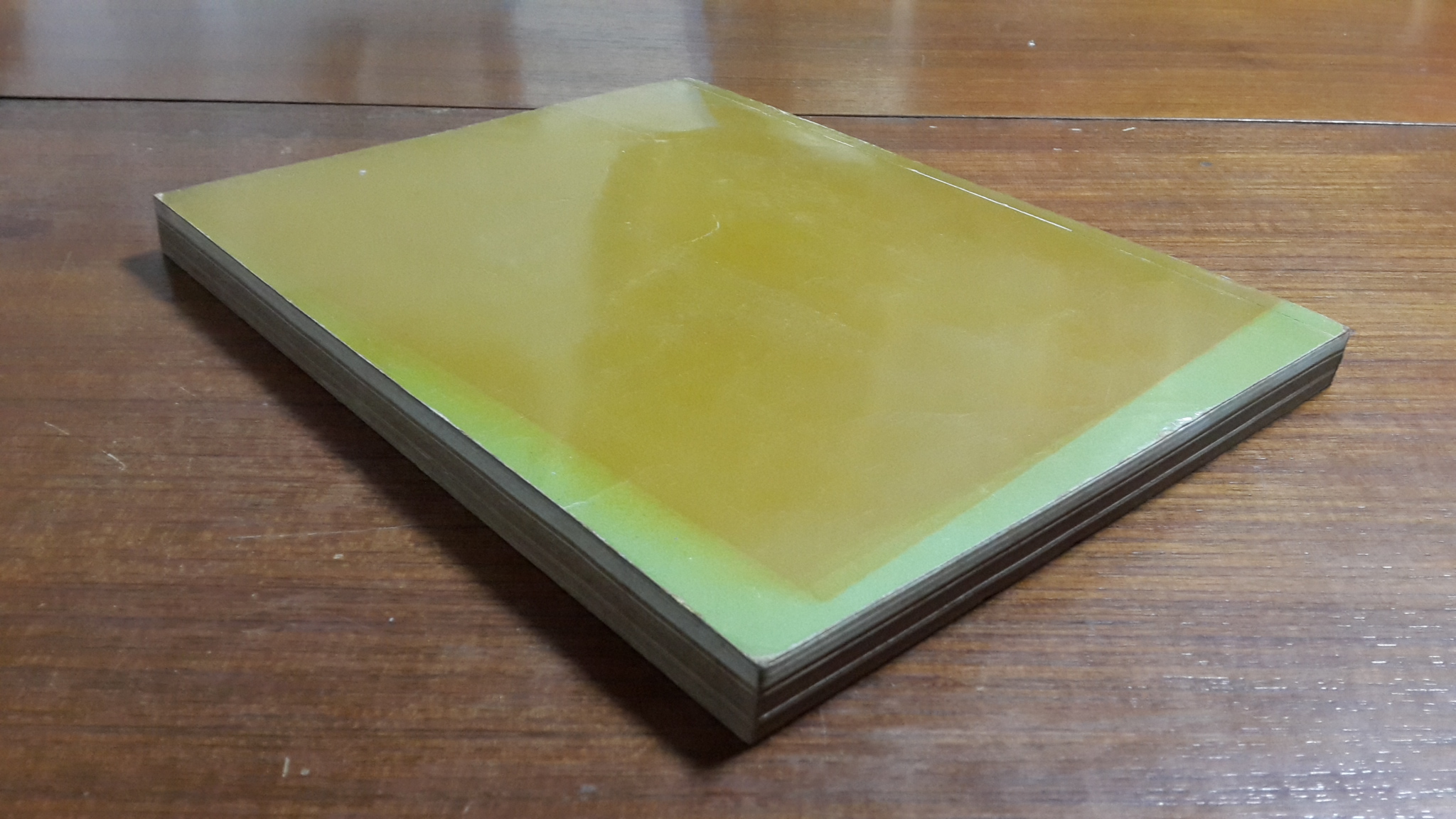 หนังสือกิจการพิพิธภัณฑสถาน : พิมพ์ในงานฉลองครบรอบ100ปีพิพิธภัณฑสถานแห่งชาติ ปี2517