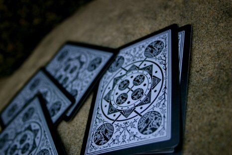 ไพ่ Tally Ho รุ่น Black Viper (Fan Back)