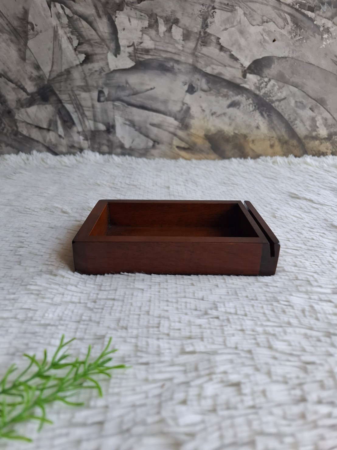 ถาดไม้ใส่นามบัตร