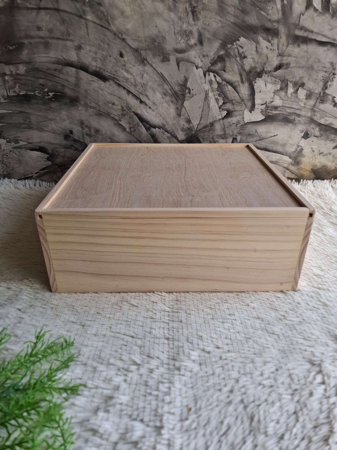 กล่องไม้สนฝาสไลด์