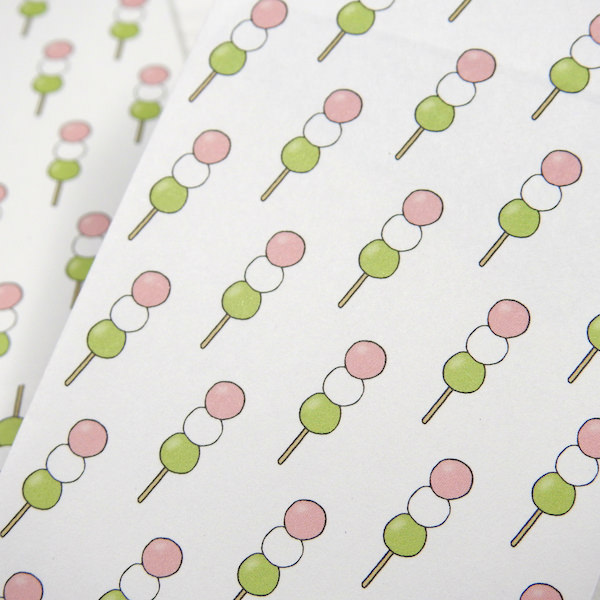 ซองใส่เงิน/จดหมายน่ารัก ๆ ขนาดเล็ก ลาย Dango จากญี่ปุ่น ตรงส่วนที่ปิดซองมีคำแปลและความหมายดี ๆ ขนาด 6.3 x 9 ซม. มี 5 ซองในเซ็ต