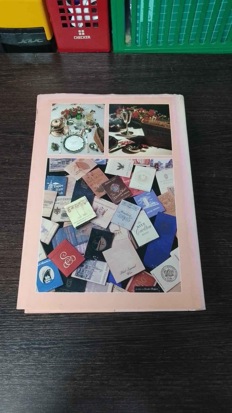 วิวัฒนาการและศิลปะ การจัดโต๊ะอาหาร เครื่องดื่ม และเมนูอาหาร / ขวัญแก้ว วัชโรทัย