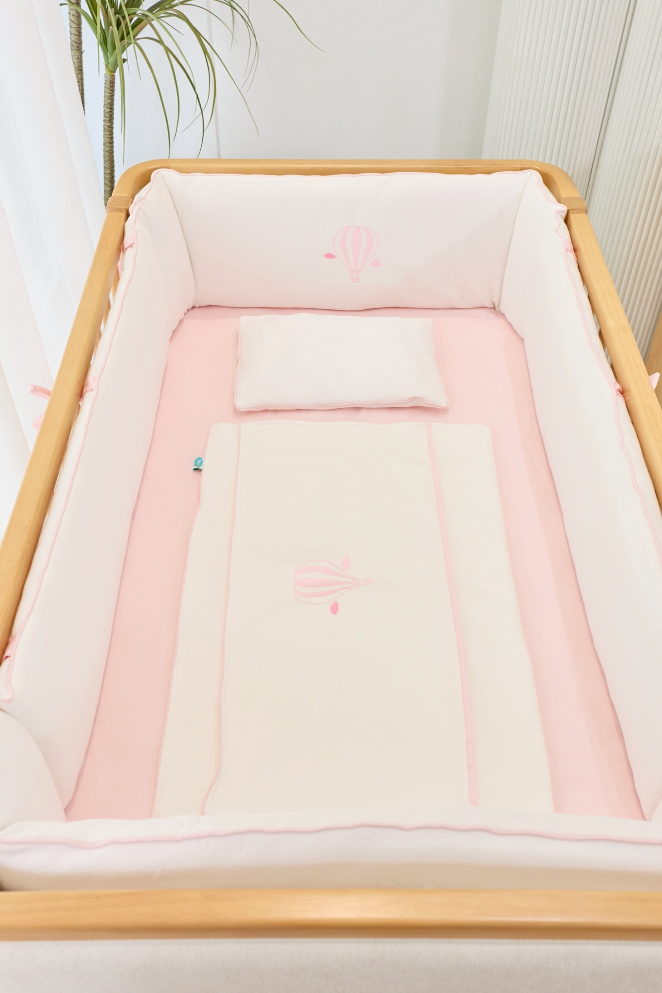 Idawin ชุดเครื่องนอนผ้าใยไผ่ Bedding Set รุ่น Royal 9 in 1 Balloon Pink