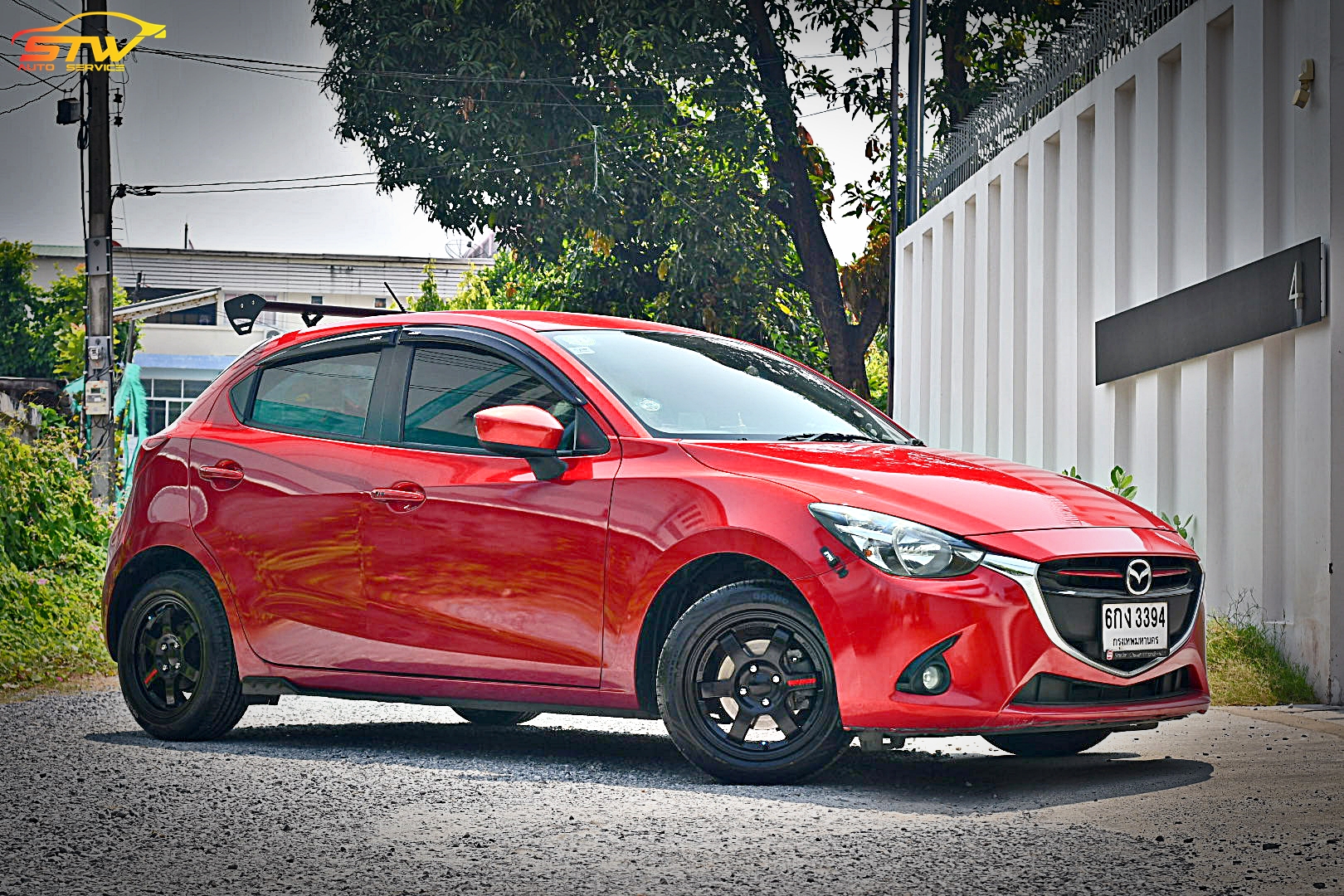 ล้อซิ่ง TE37 HOF HF323V2 ขอบ17นิ้ว ยาง APOLLO Alnac 4G 195/55R15 85H ติดตั้งใส่ MAZDA 2 Skyactiv