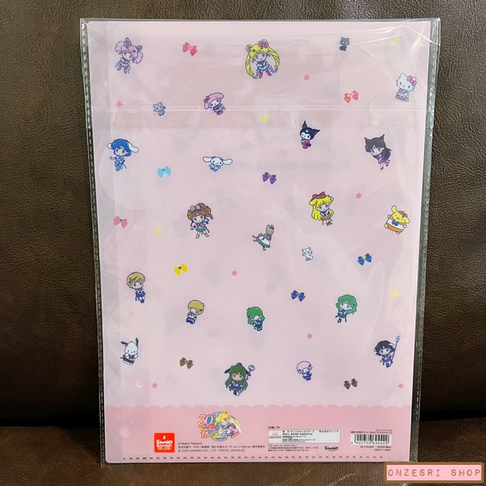 แฟ้ม A4 ลาย Sailor Moon Eternal x Sanrio Characters สีชมพู แยกใส่เอกสารได้ 5 ช่อง ตรงที่แบ่งแต่ละช่องเป็นแบบลายสวย