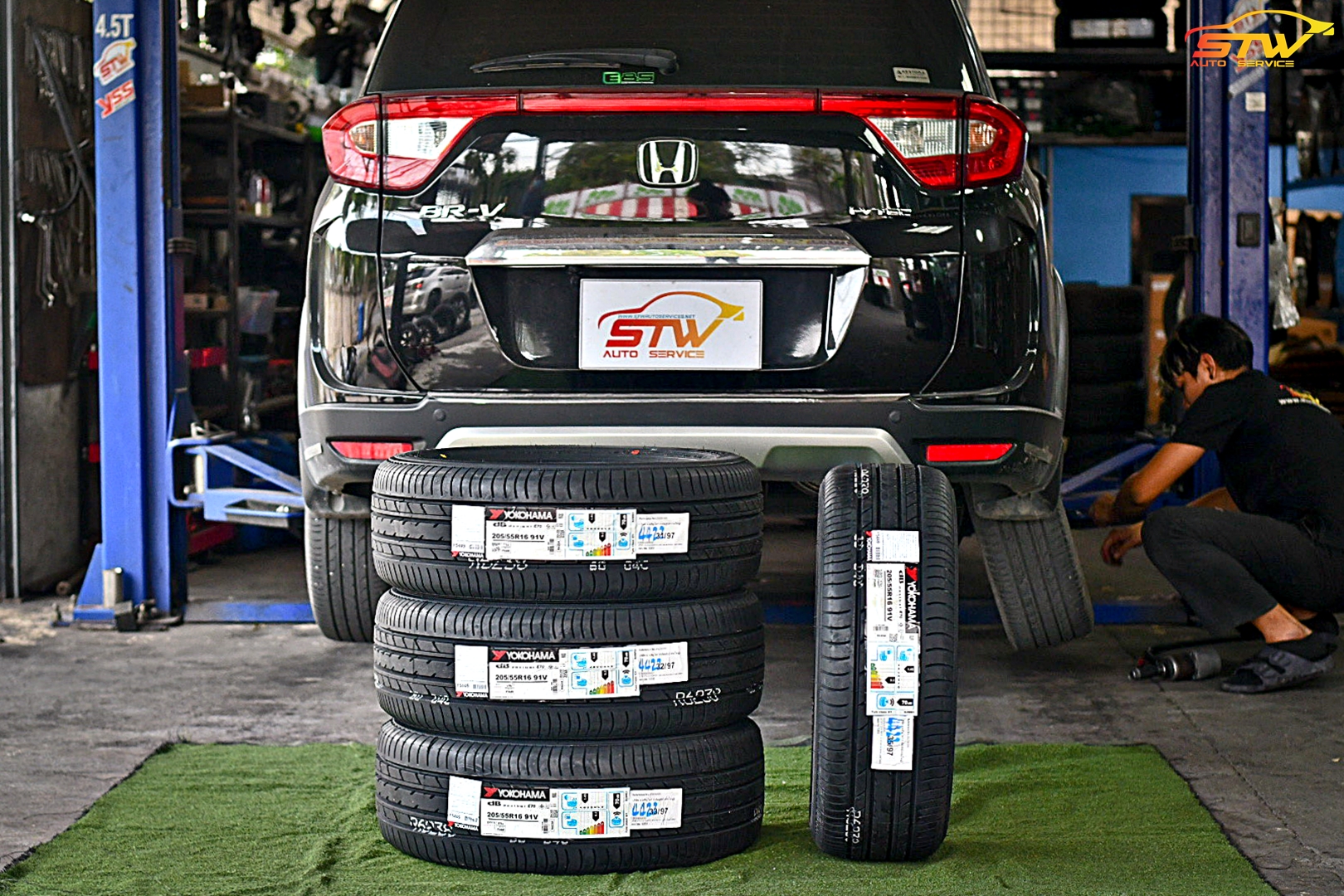 ยาง YOKOHAMA ADVAN dB E70 205/55R16 91V ติดตั้งใส่ HONDA BR-V