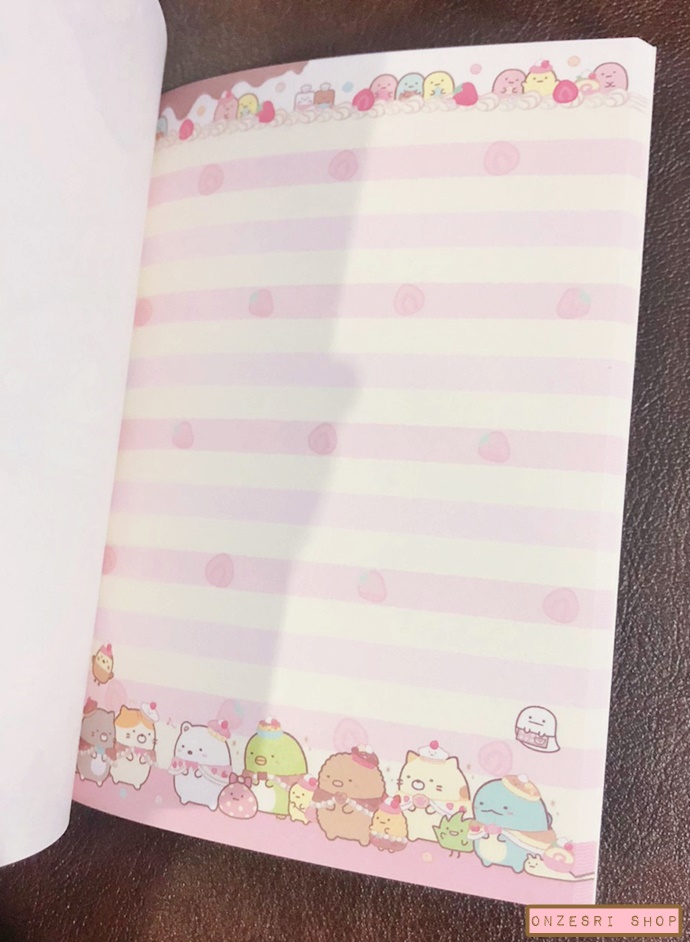 สมุดเล่มเล็ก ลาย Sumikko Gurashi Neko's Siblings and Sweet Shop แบบ Dinner ขนาด 14.8 x 10.5 x 1.3 ซม. มี 4 ลาย รวม 120 แผ่น