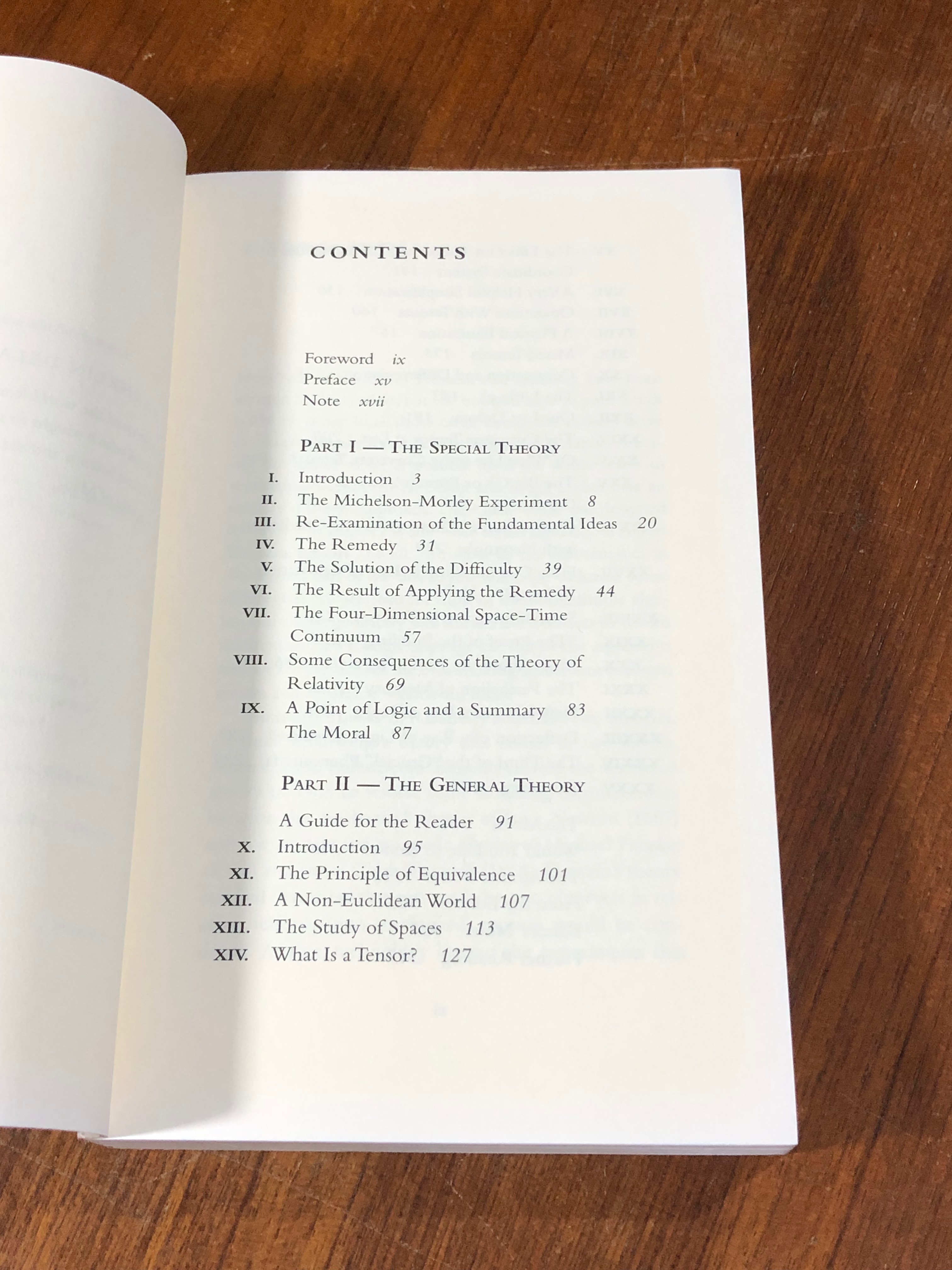 THE EINSTEIN THEORY OF RELATIVITY / LILLIAN R. LIEBER