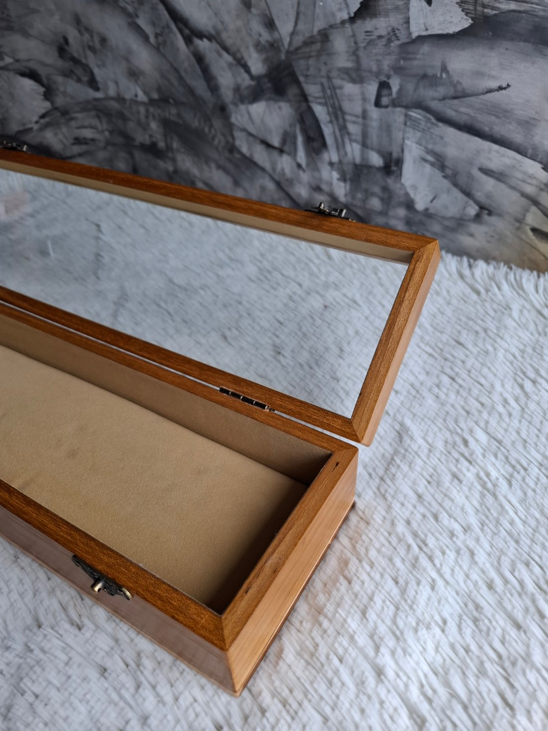 กล่องไม้สักฝากระจก