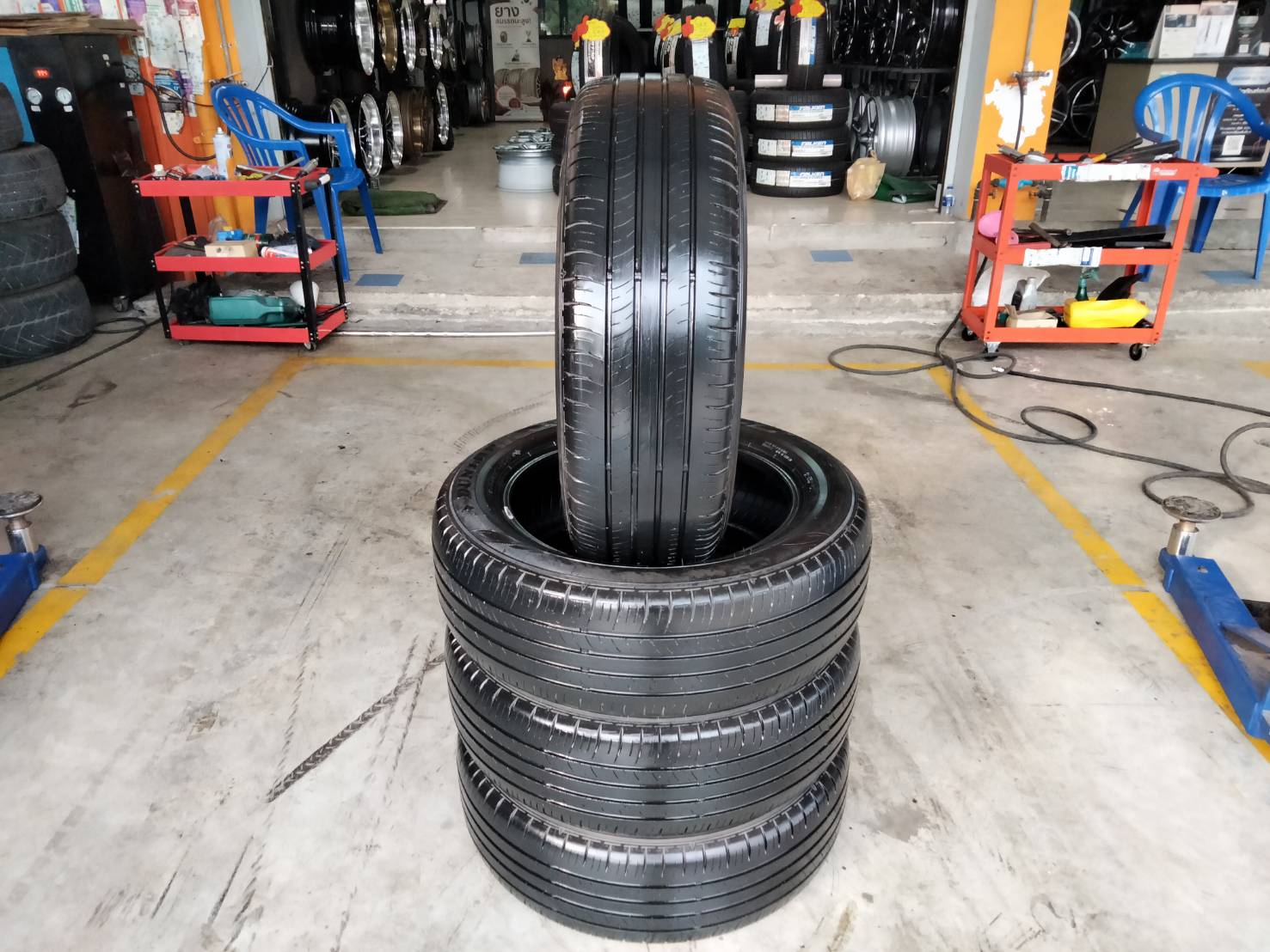 ยางมือสอง Dunlop Enasave EC300+ 215/60R17 ยางปี20 4เส้น