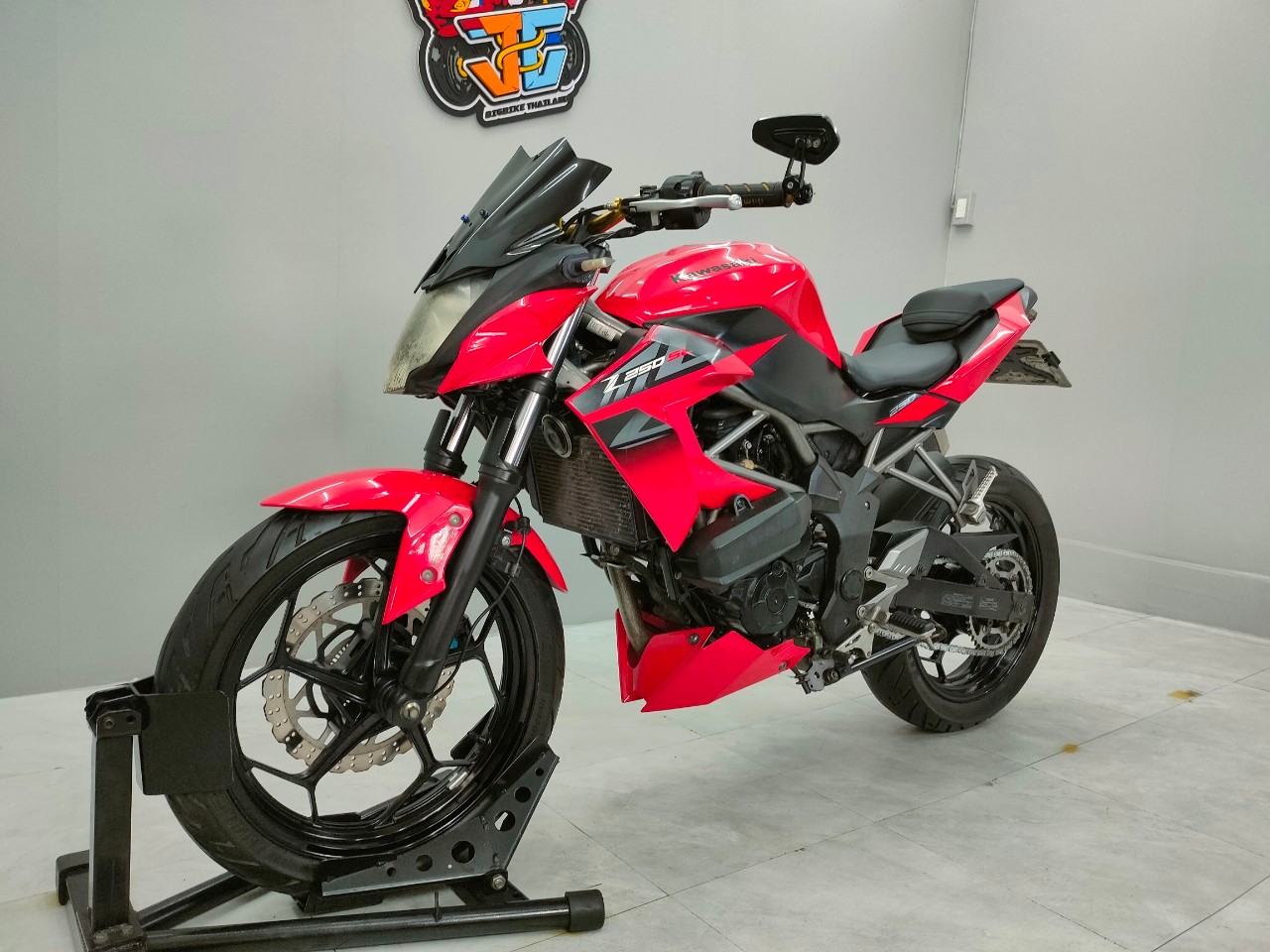 👉🏻👉🏻👉🏻 KAWASAKI Z250SL_abs จดกลางปี 59 เครื่องเดิม ขี่ปกติ ชุดสีแท้ทั้งคัน ไม่มีรอยล้ม มาพร้อมของแต่งเบาๆ