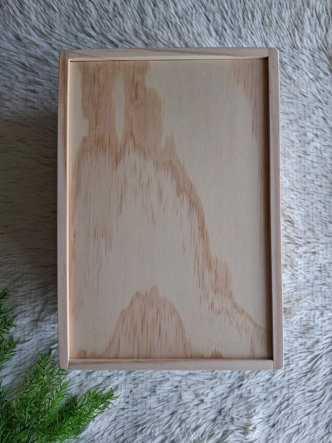 กล่องไม้ฝาสไลด์