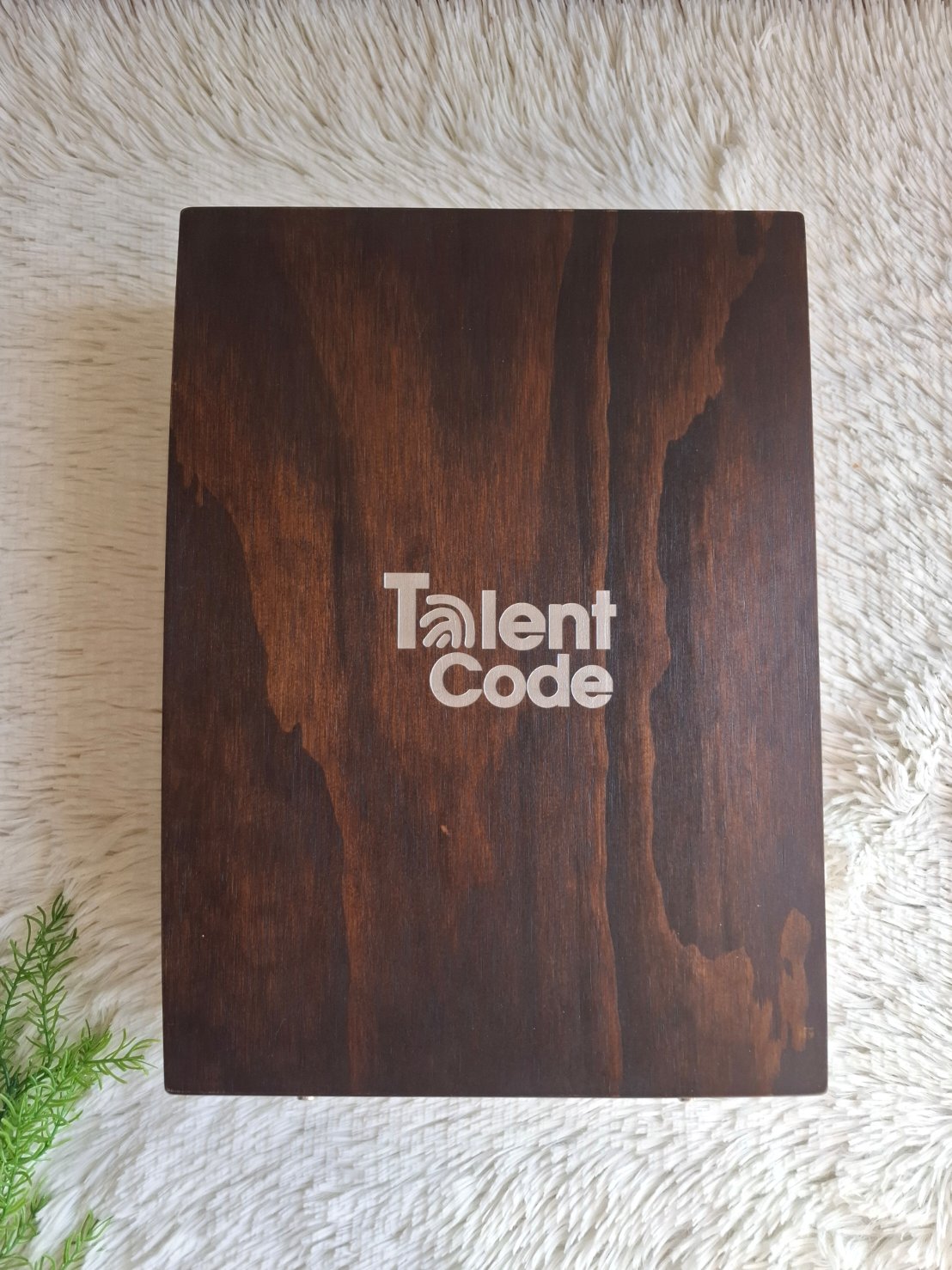 กล่องไม้สนแบบฝาล็อค