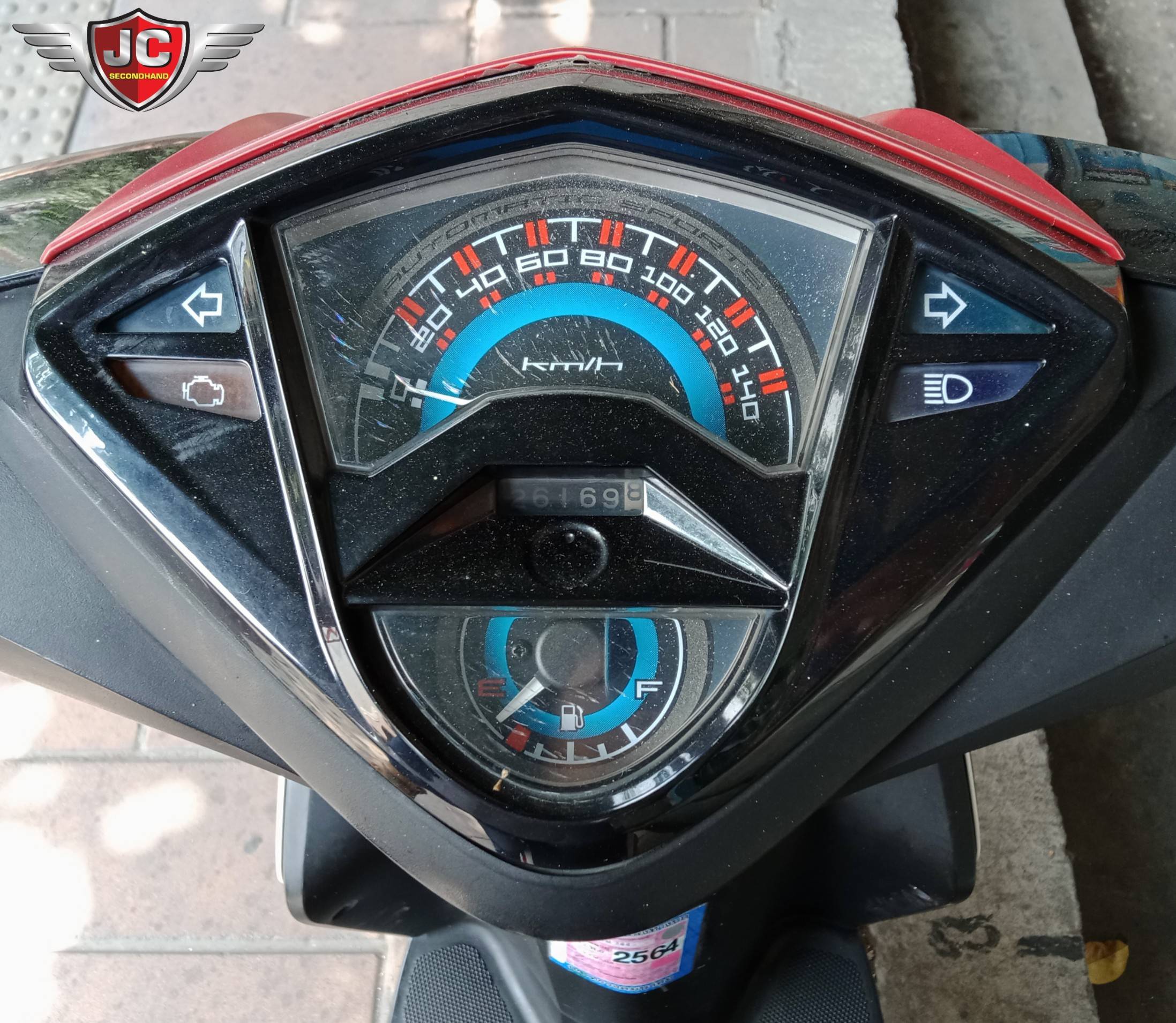 "รถบ้านเดิมๆเทินร์มา" YAMAHA MIO125 จดทะเบียนปลายปี53 สภาพเดิมเครื่องดีสตาร์ททีเดียวติด ล้อแม็กแท้ตรงรุ่น ชุดสีแท้ทั้งคันมีรอยตามการใช้งานค่ะ