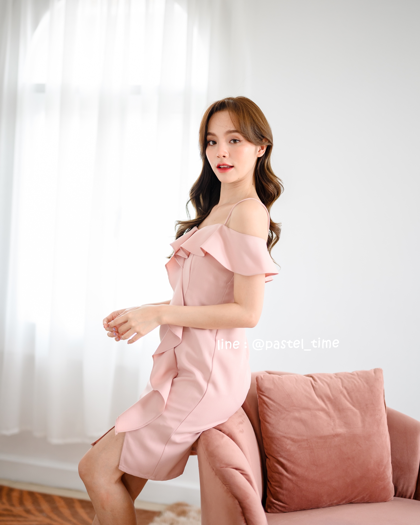 Kathy Off Shoulder Dress - สีชมพู **มีแต่S**