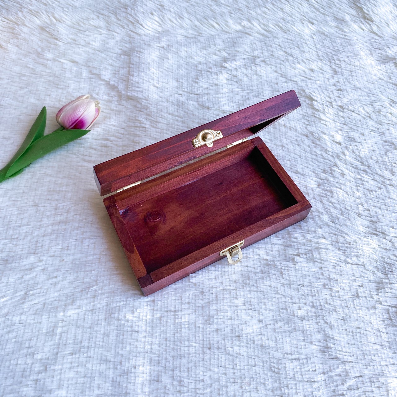 กล่องไม้สนฝาล็อค ไซส์ S (Small wooden box with lock lid)
