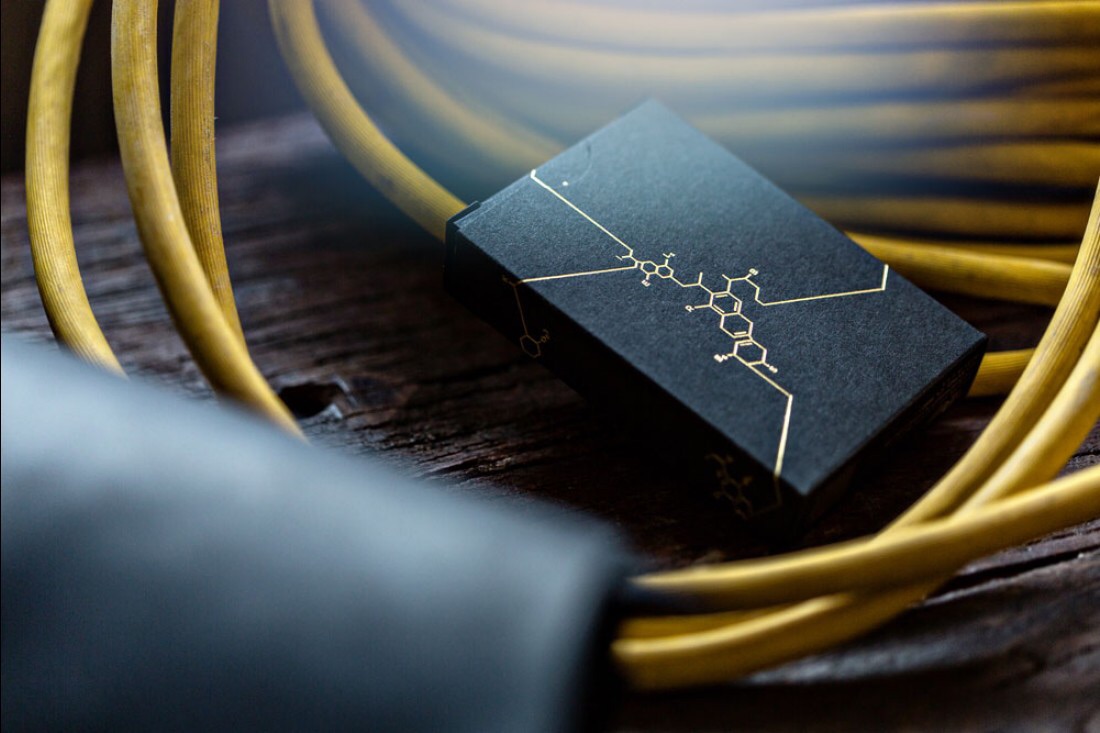 ขายไพ่ Bicycle Killer Bee Deck By Ellusionist