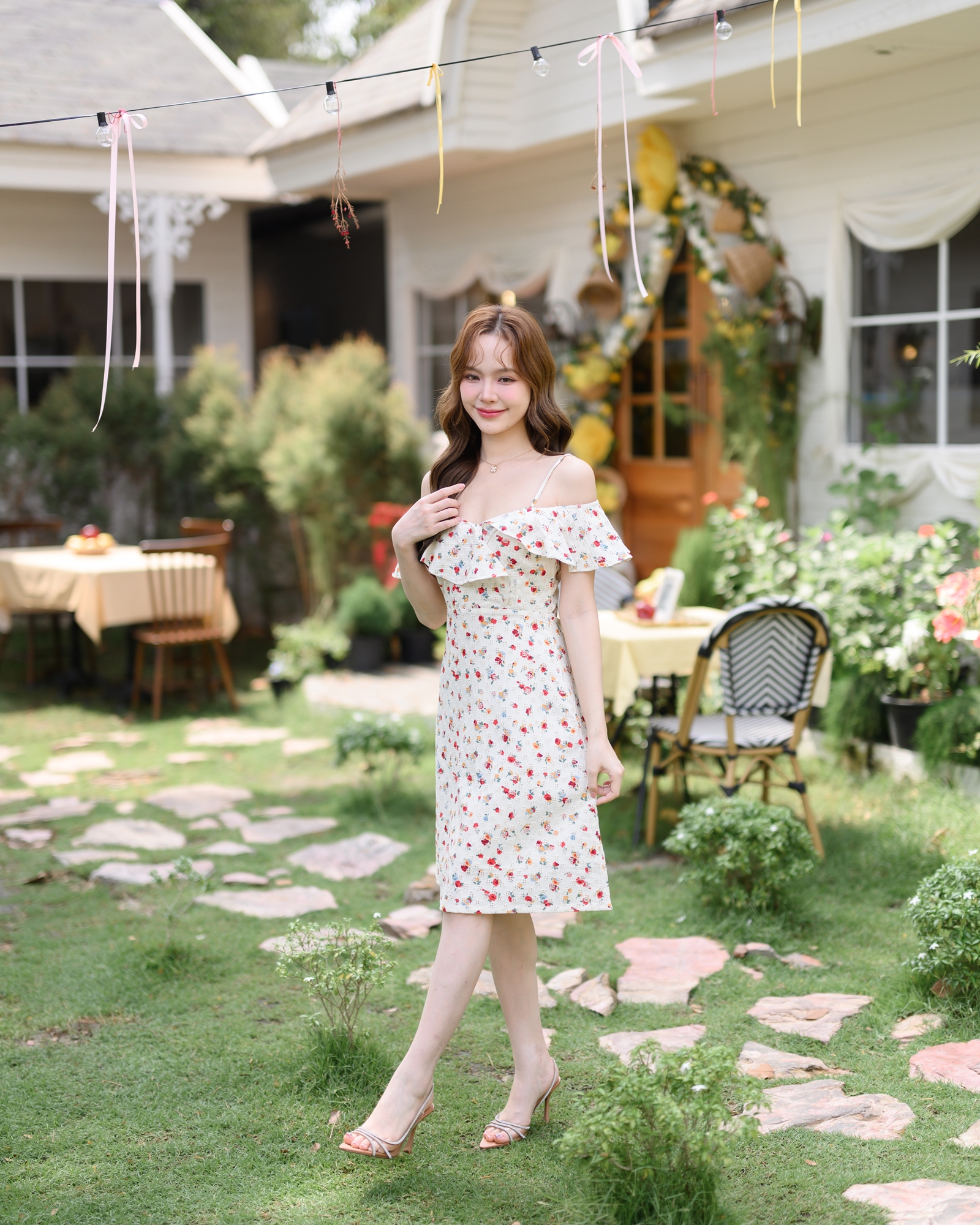 Hanano Yume Off-shoulder Dress