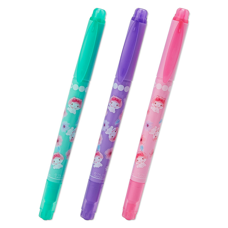 ปากกา Tombow Playcolor Dot Sanrio Japan ลาย My Melody เป็นปากกาเมจิกแบบสี 2 หัว แบบเขียนได้หัว 0.3 และแบบ Dot หัว 5 mm ใช้เขียน วาดรูป ทำงานฝีมือได้ มี 3 สีในเซ็ต (Sakura, Lilac, Mint Green)