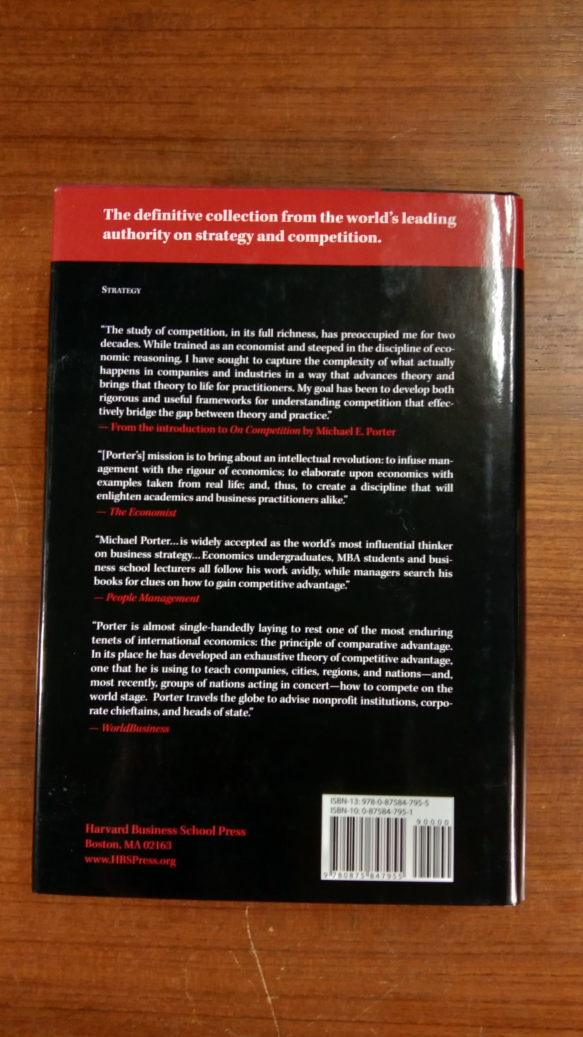 ON COMPETITION / MICHAEL E. PORTER